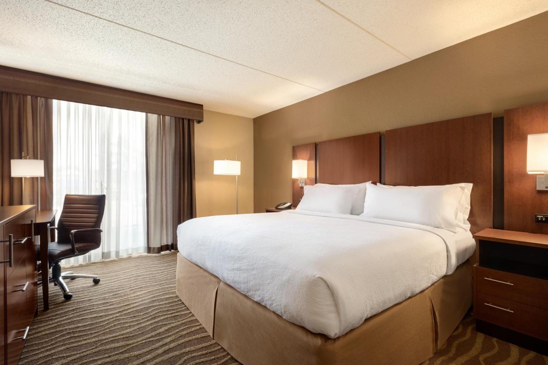 Holiday Inn Hotel & Suites Des Moines-Northwest by IHG photo 62