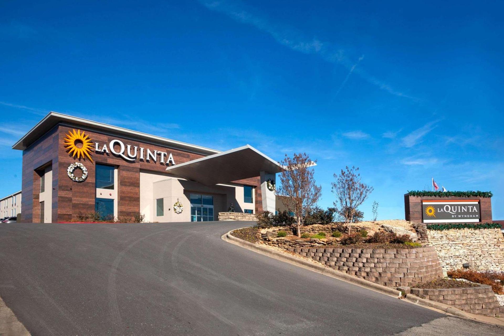La Quinta by Wyndham Branson photo 68