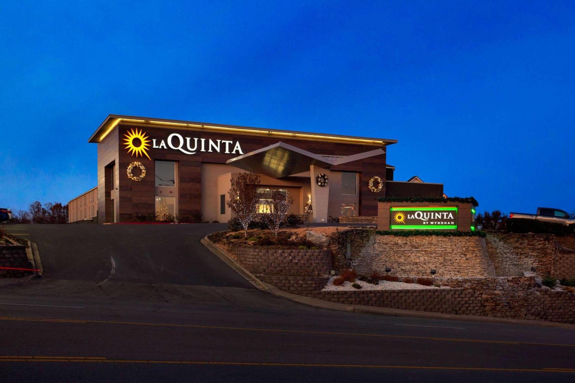 La Quinta by Wyndham Branson photo 66