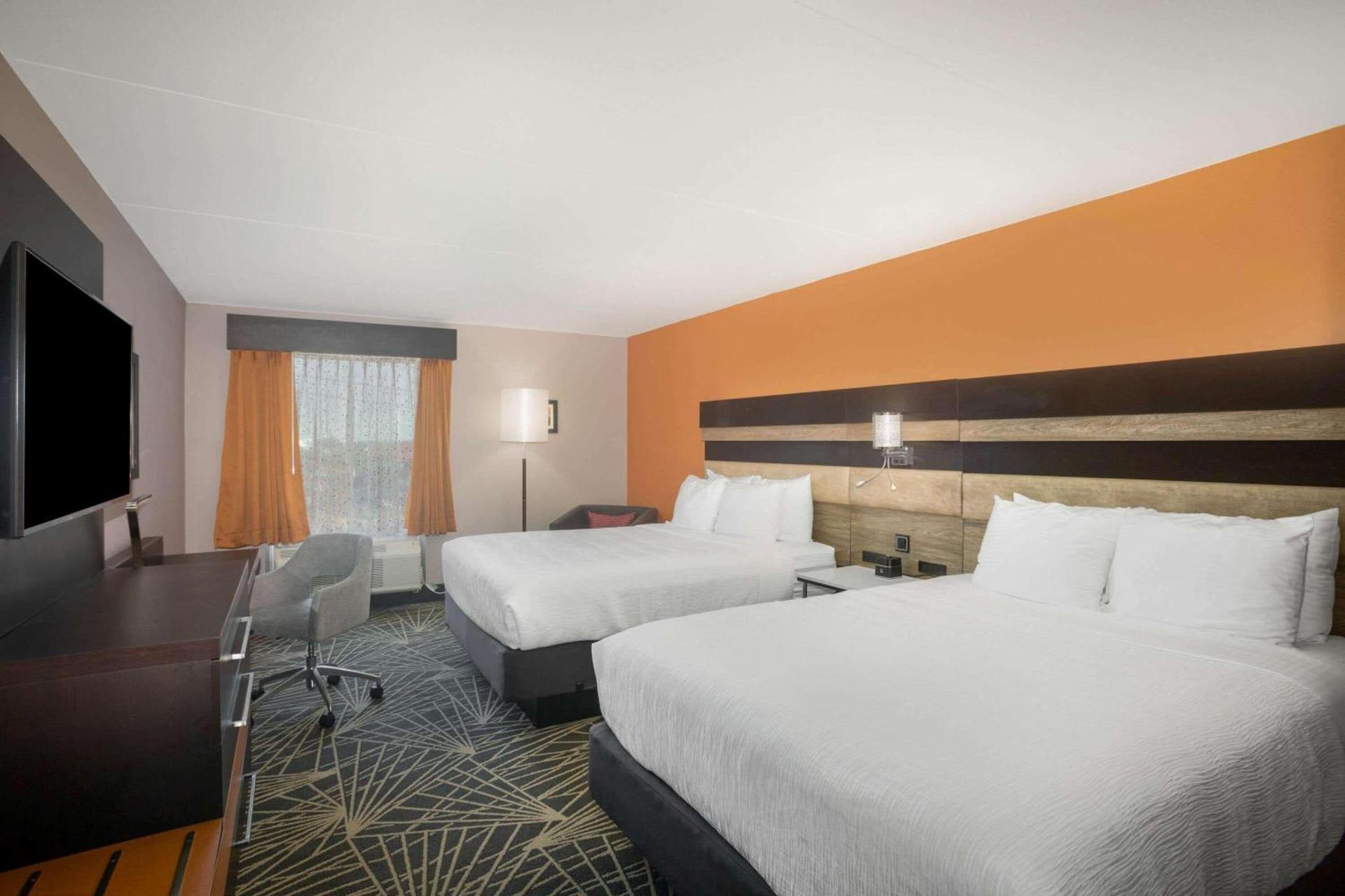 La Quinta by Wyndham Branson photo 54