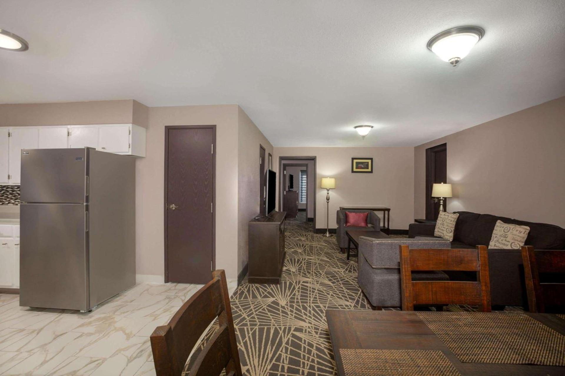 La Quinta by Wyndham Branson photo 50