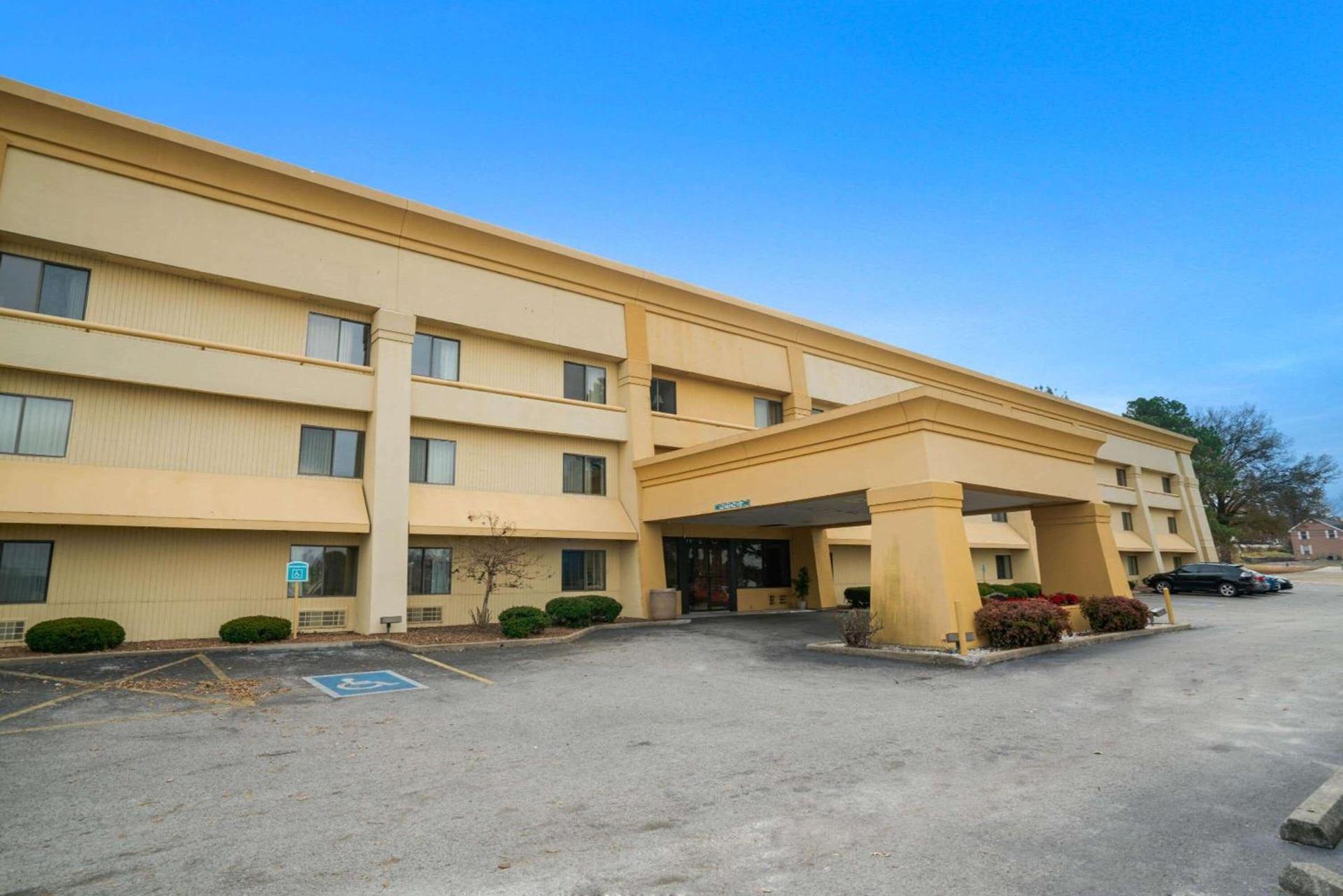 Hawthorn Extended Stay by Wyndham Jackson photo 5
