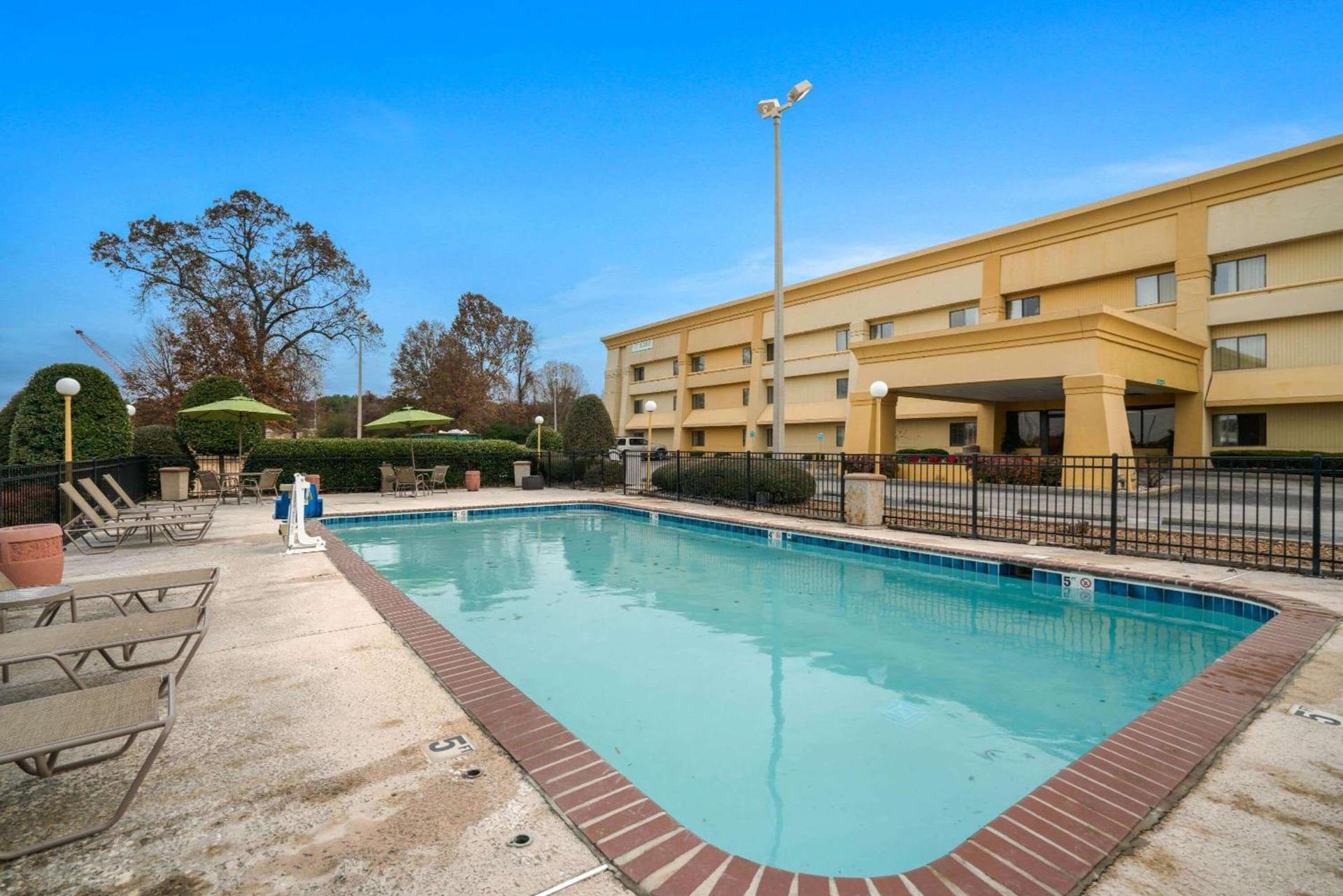 Hawthorn Extended Stay by Wyndham Jackson photo 36