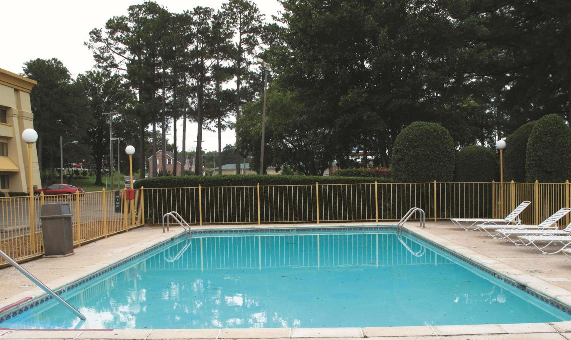 Hawthorn Extended Stay by Wyndham Jackson photo 34
