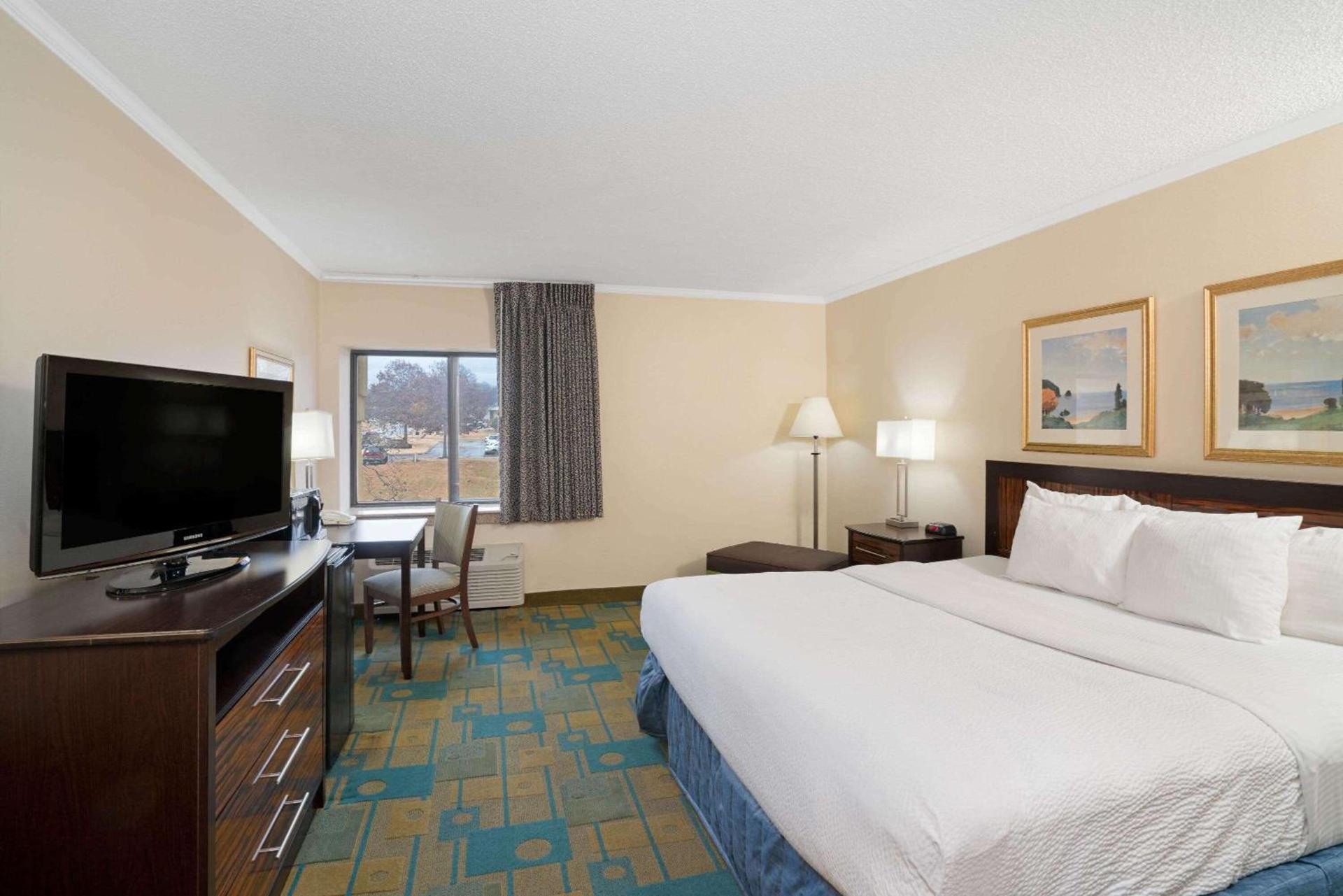 Hawthorn Extended Stay by Wyndham Jackson photo 26