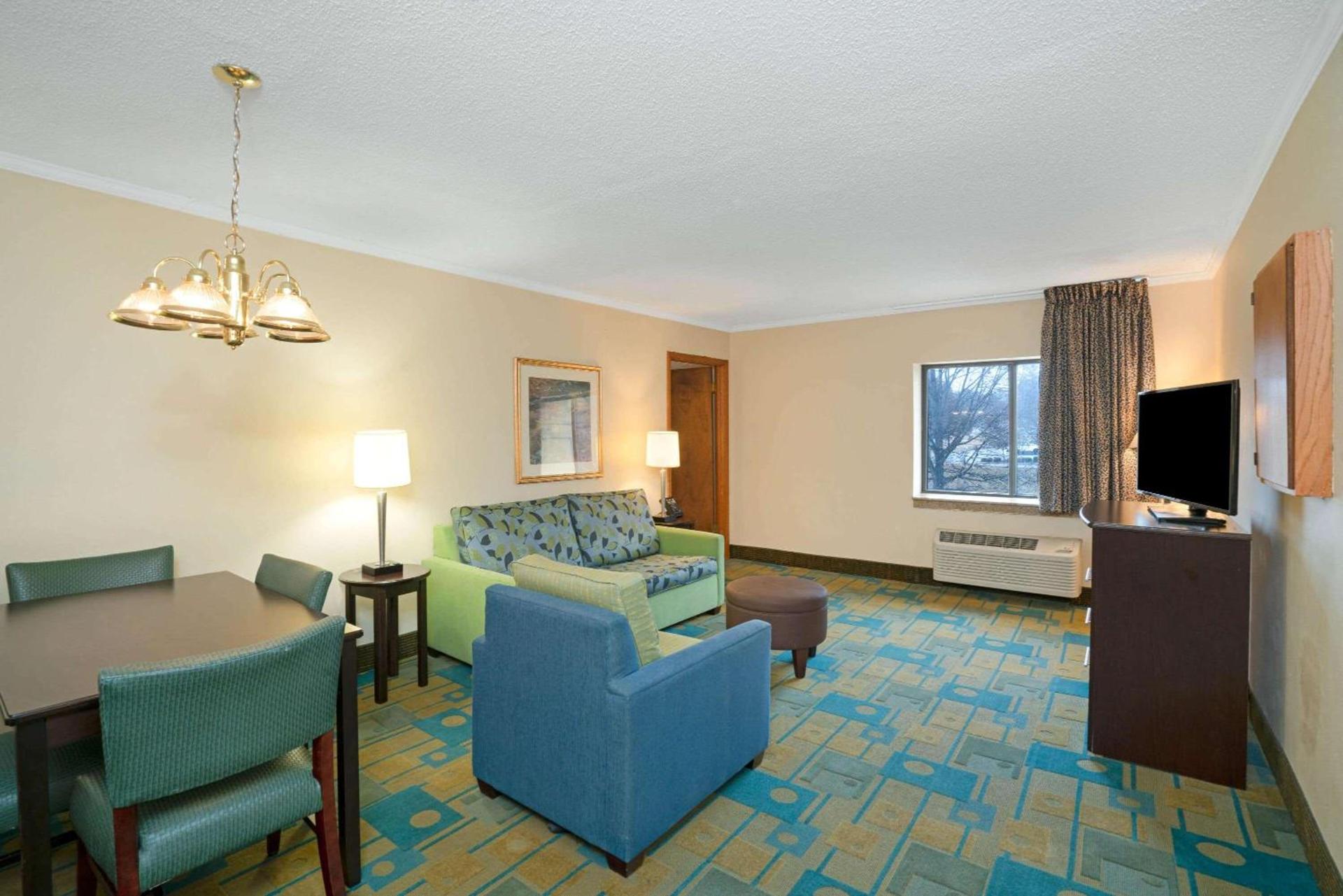 Hawthorn Extended Stay by Wyndham Jackson photo 16