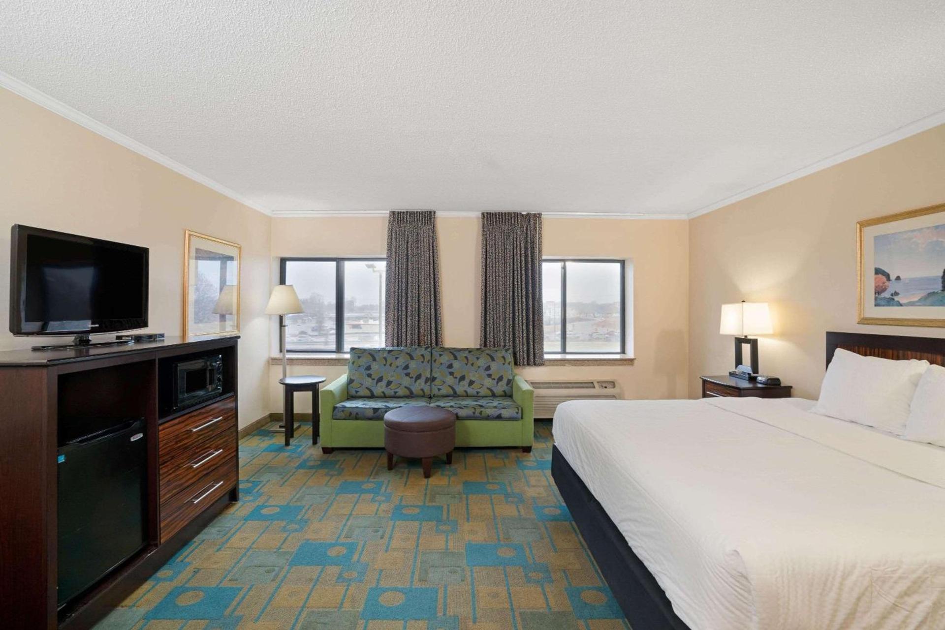 Hawthorn Extended Stay by Wyndham Jackson photo 11