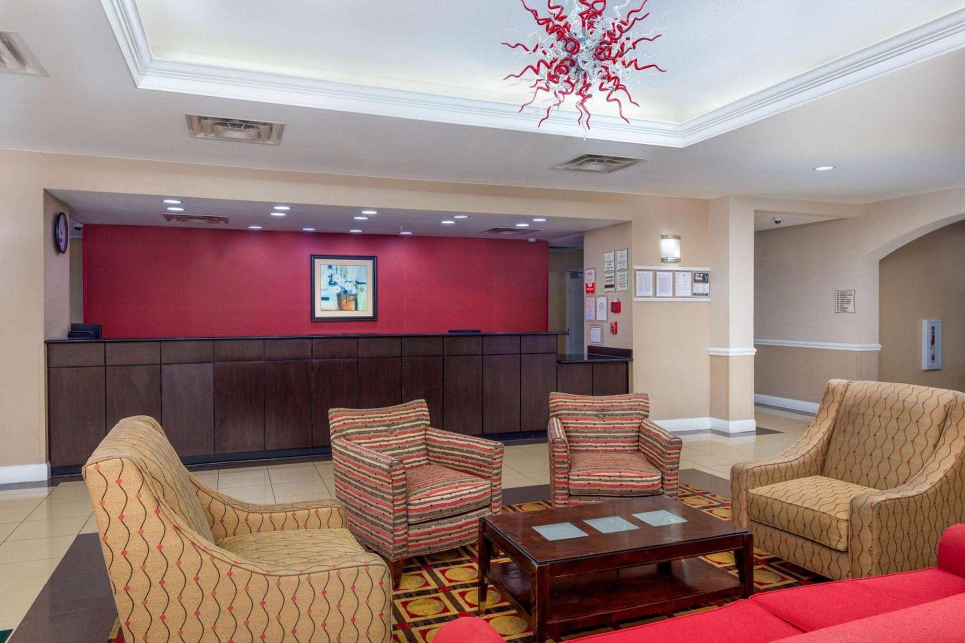 La Quinta by Wyndham Macon West photo 29