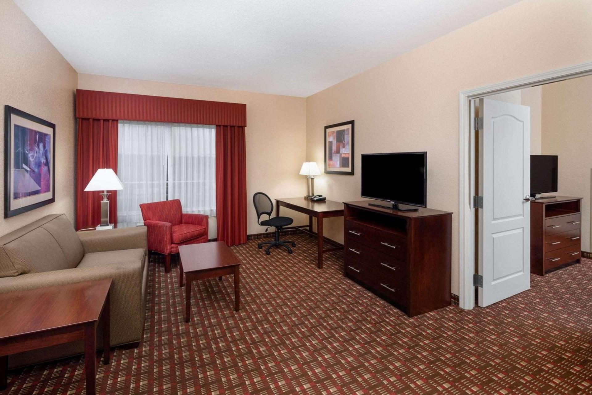 La Quinta by Wyndham Macon West photo 14