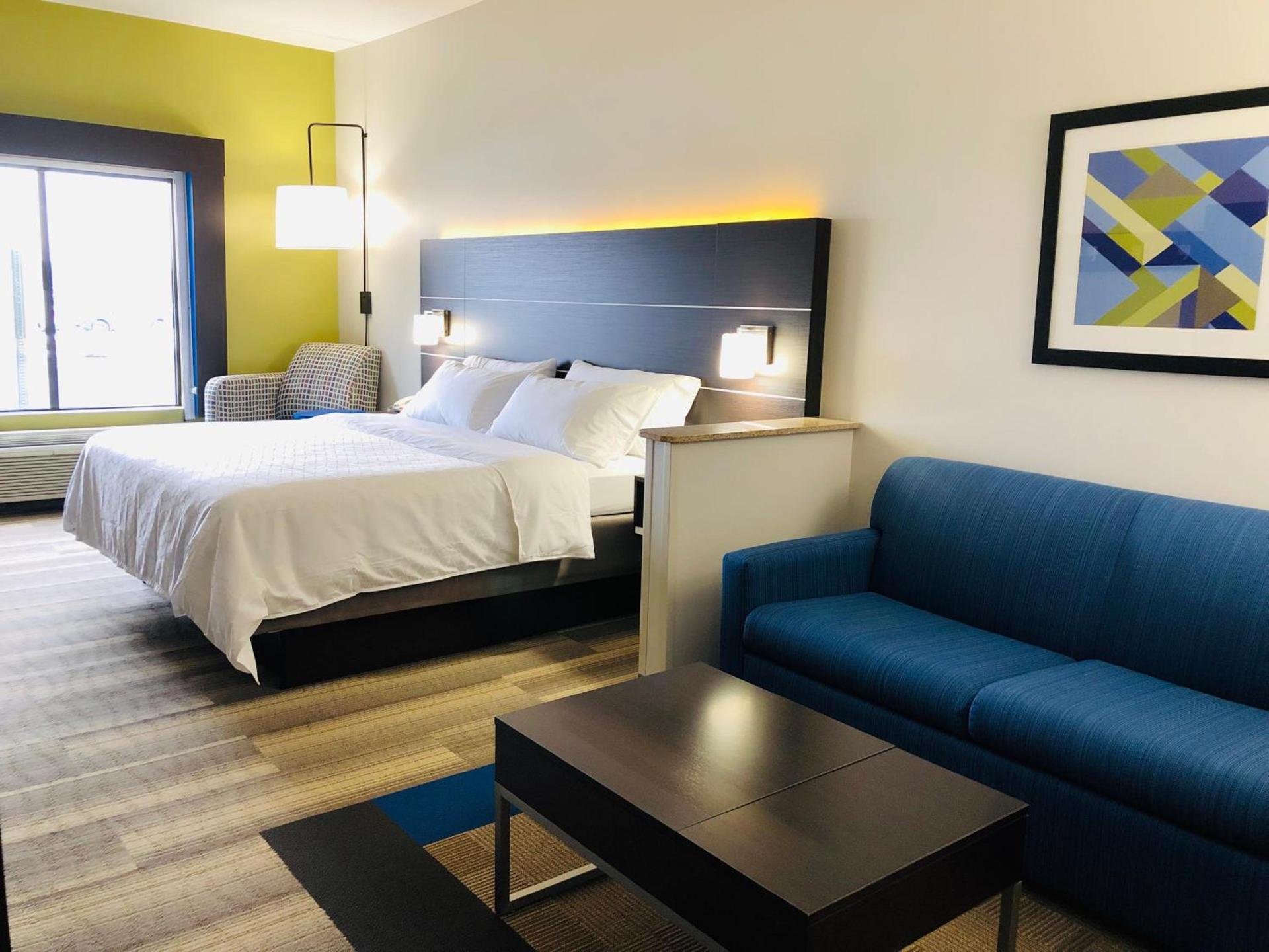 Holiday Inn Express Hotel & Suites Newton Sparta by IHG photo 16