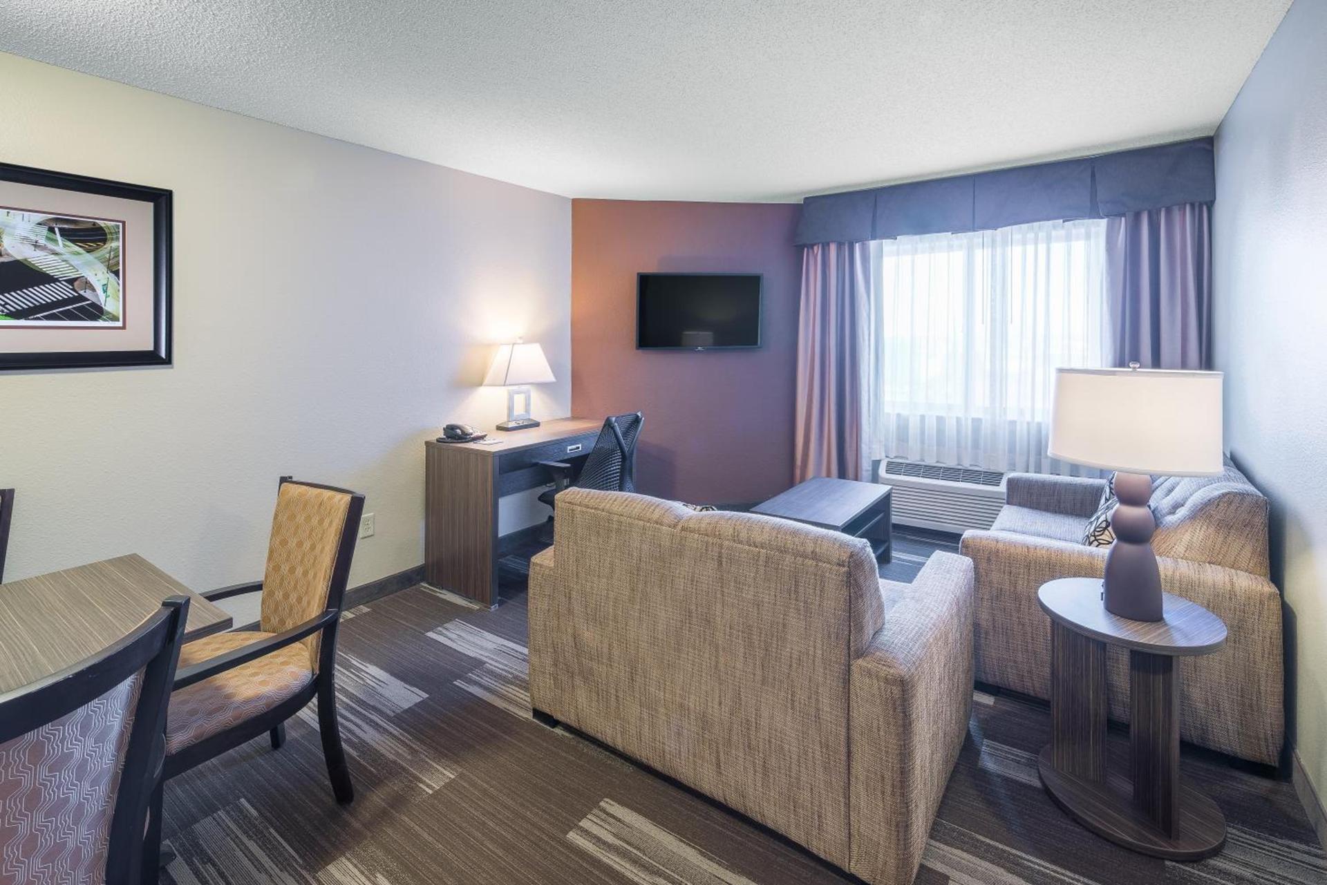 Holiday Inn Express Hotel & Suites St. Paul - Woodbury by IHG photo 10