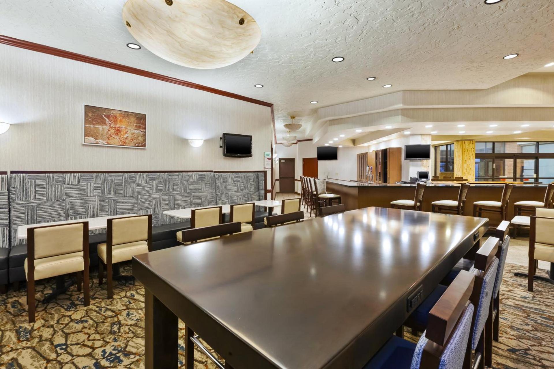 Crowne Plaza Columbus North - Worthington by IHG photo 22