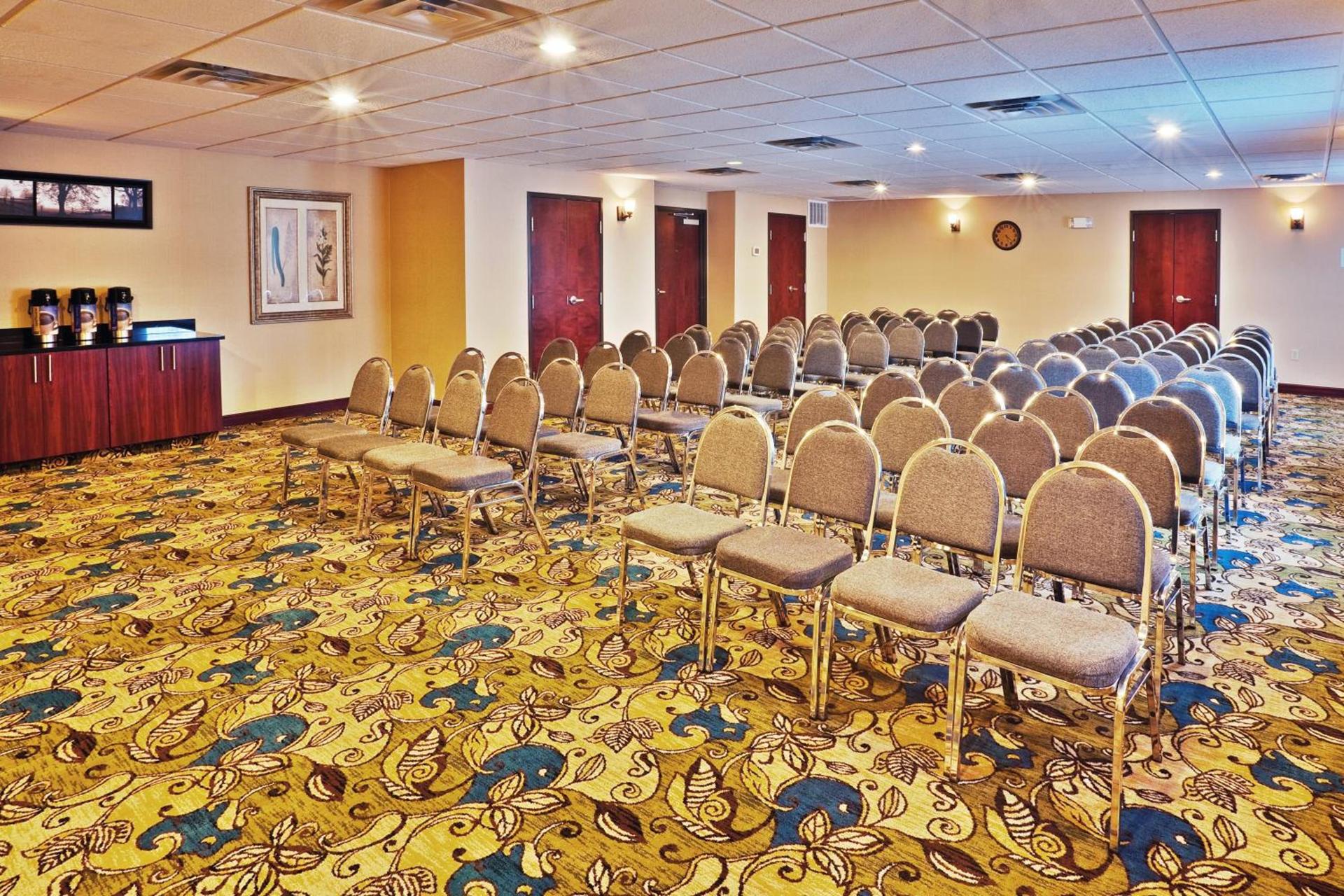 Holiday Inn Express Ponca City by IHG photo 27