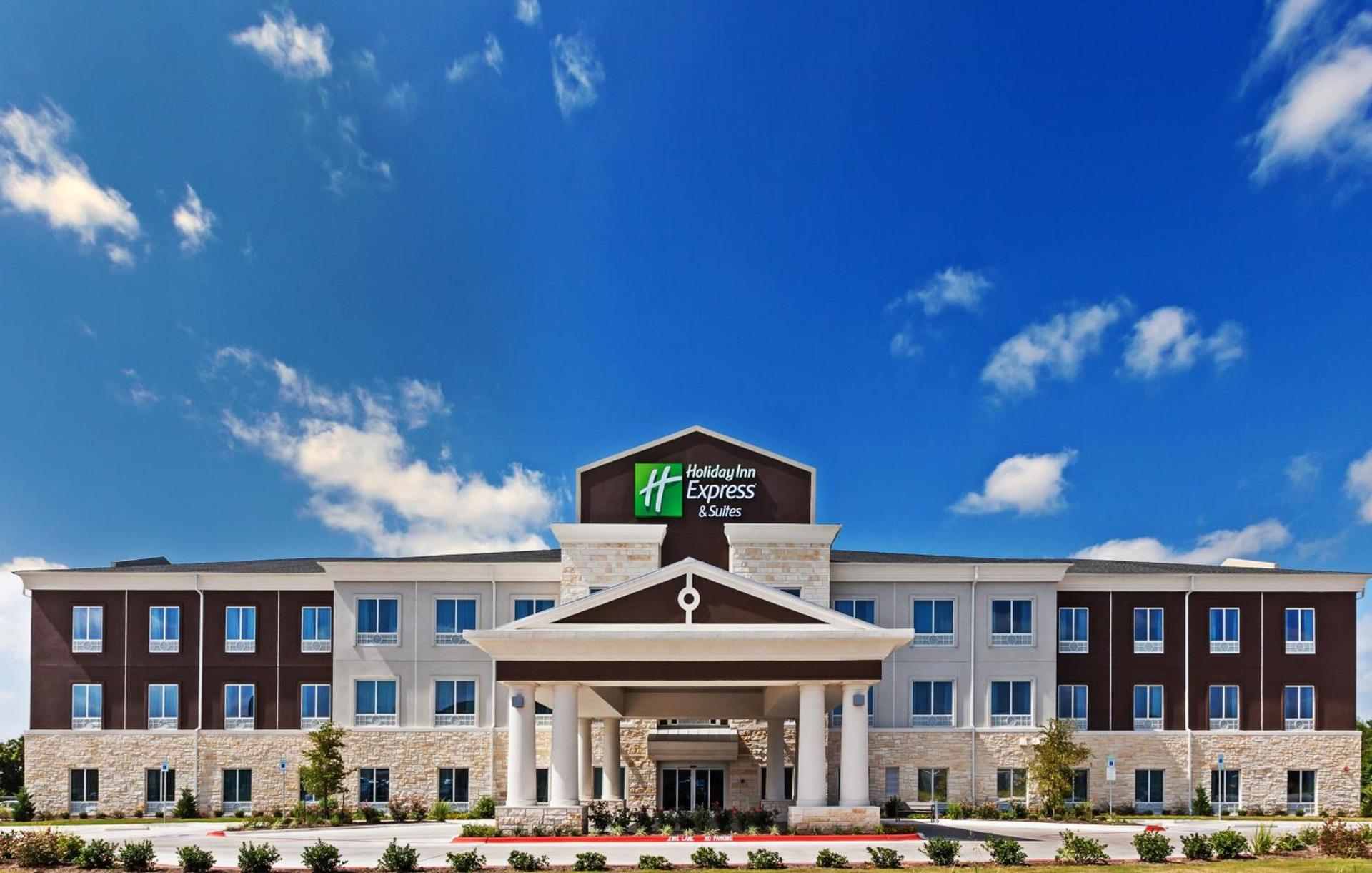 Holiday Inn Express and Suites Killeen-Fort Hood Area, an IHG Hotel — hotel in Killeen