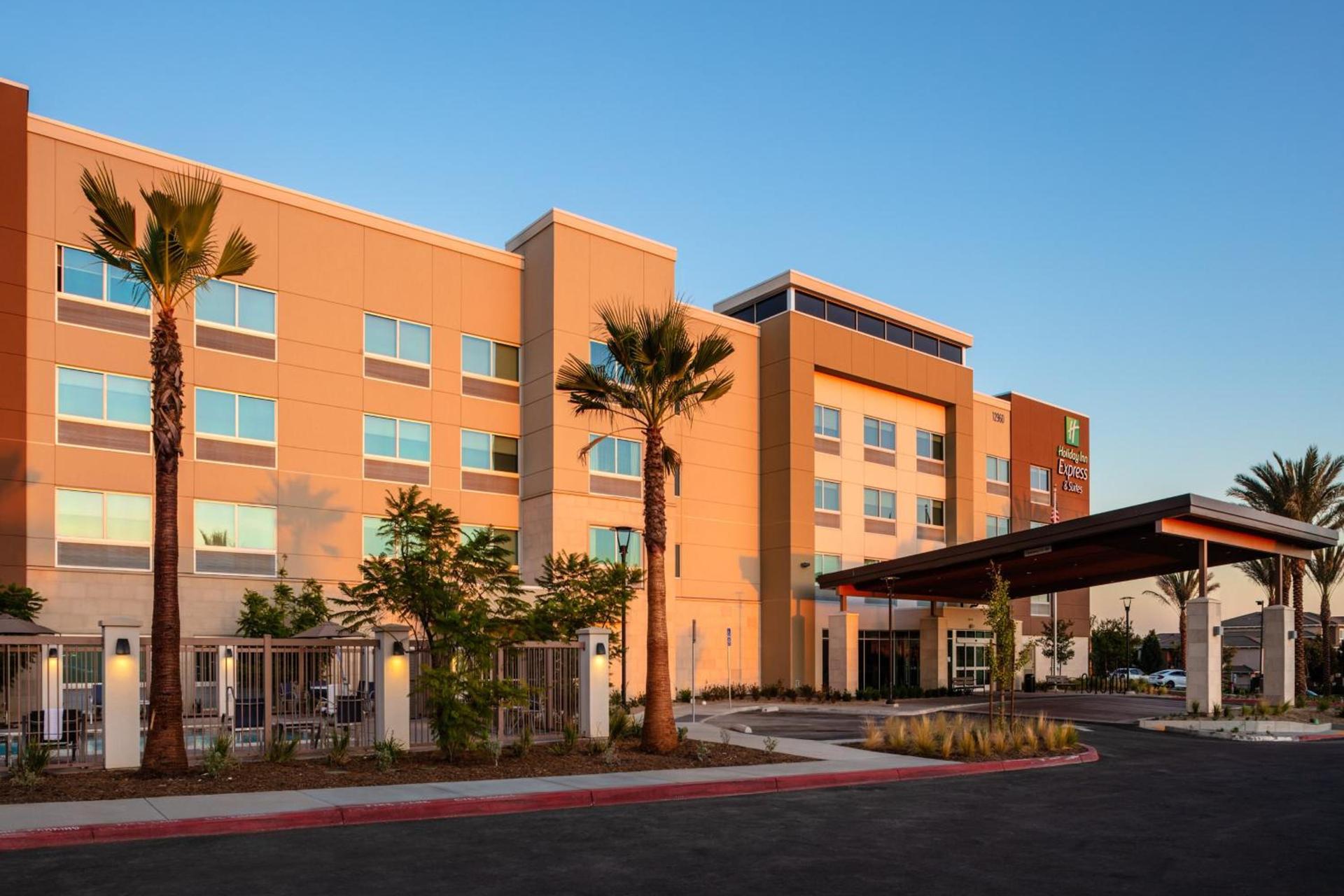 Holiday Inn Express & Suites - Moreno Valley - Riverside by IHG photo 12