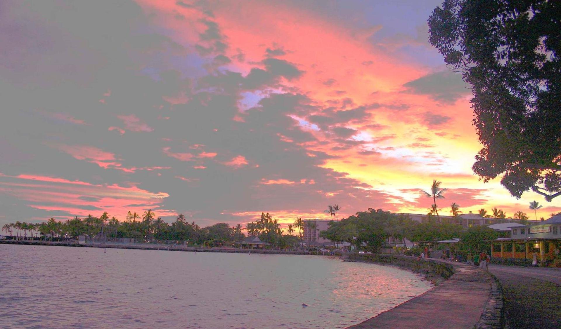 Holiday Inn Express & Suites Kailua-Kona by IHG photo 3