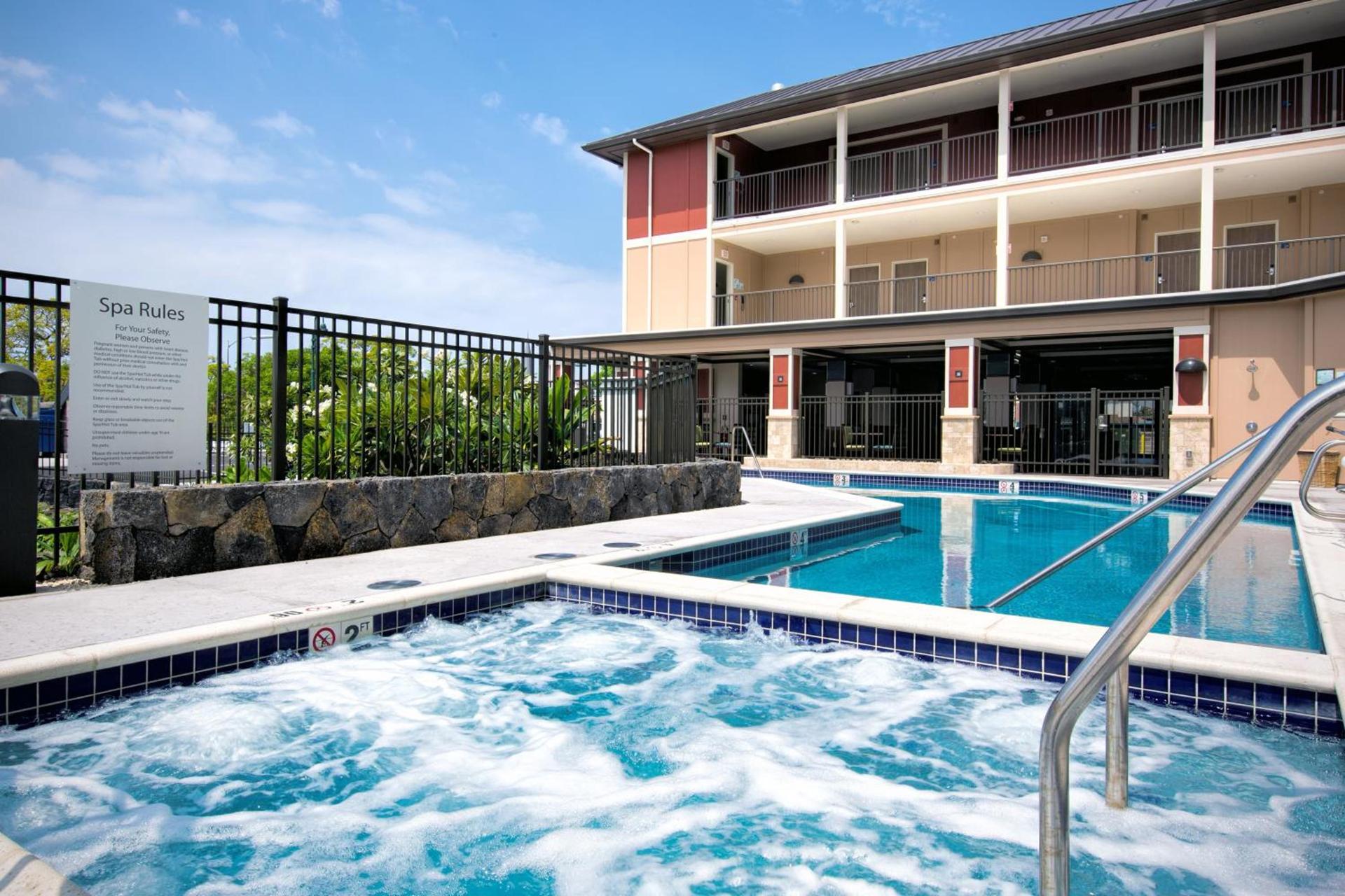 Holiday Inn Express & Suites Kailua-Kona by IHG photo 4