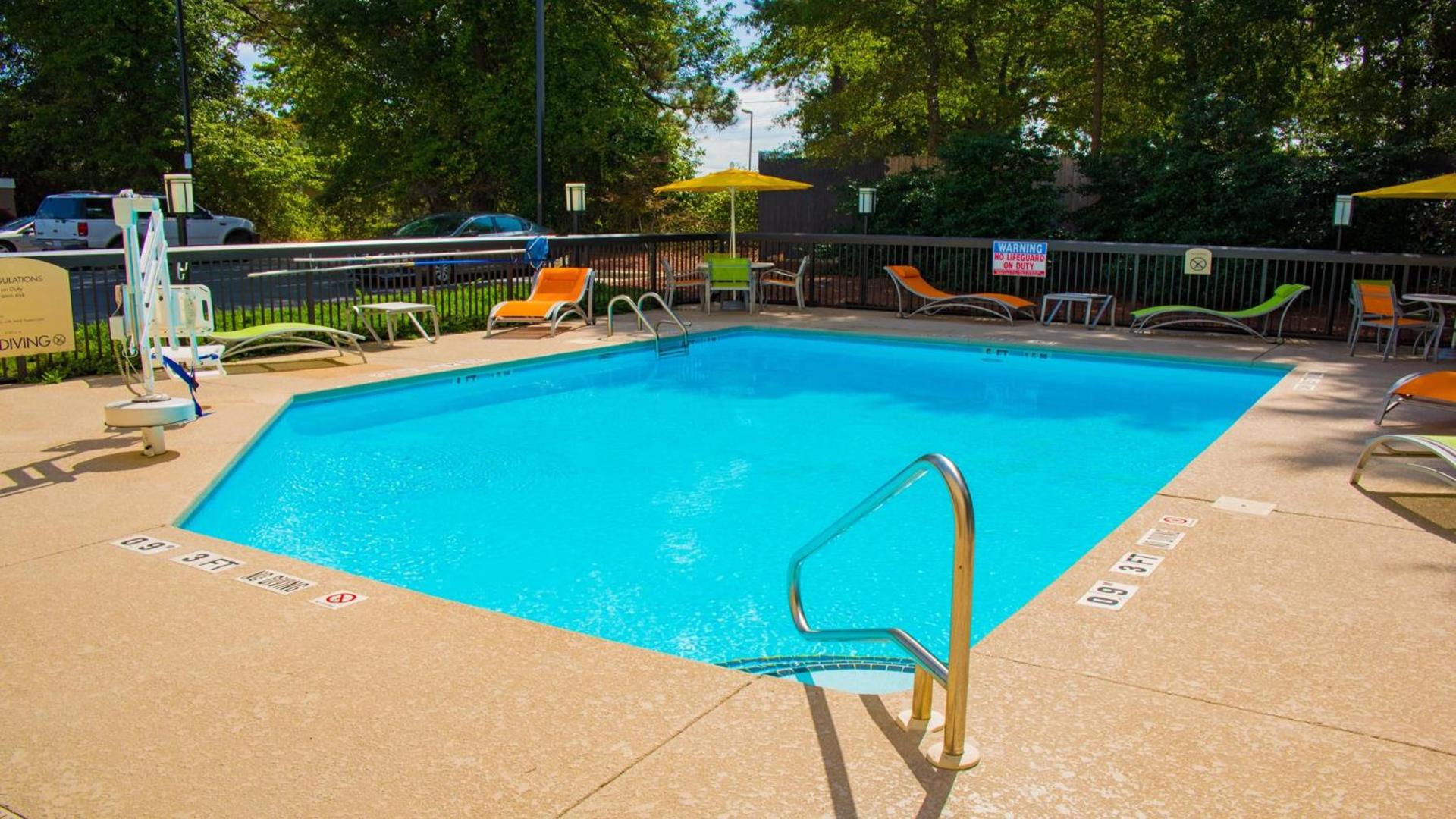 Holiday Inn Express Hotel & Suites Kinston by IHG photo 20