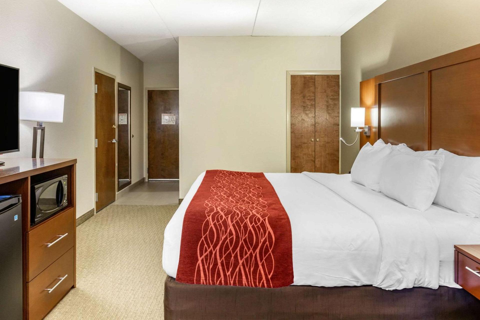 Comfort Inn Lancaster at Rockvale photo 7