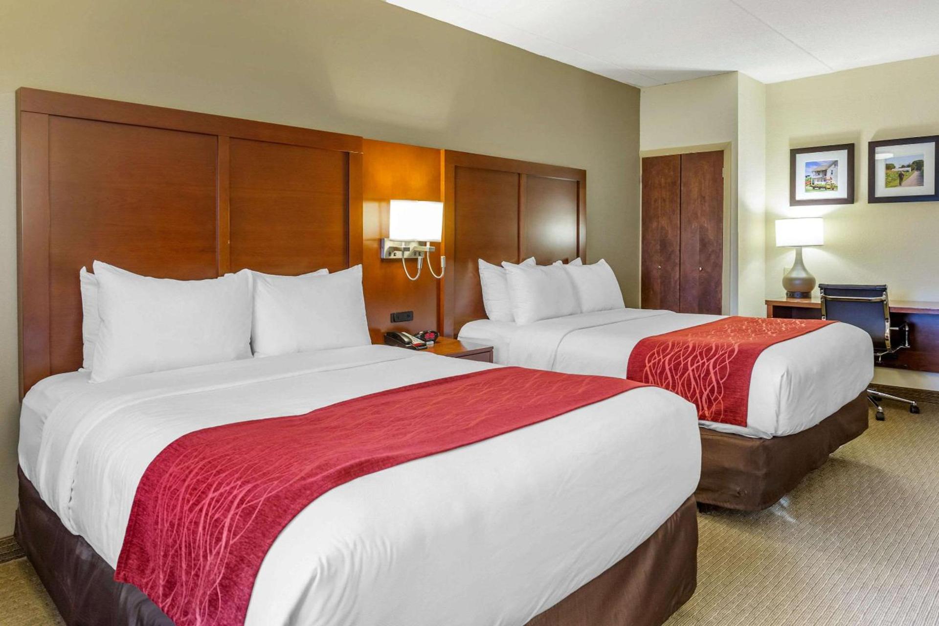 Comfort Inn Lancaster at Rockvale photo 9