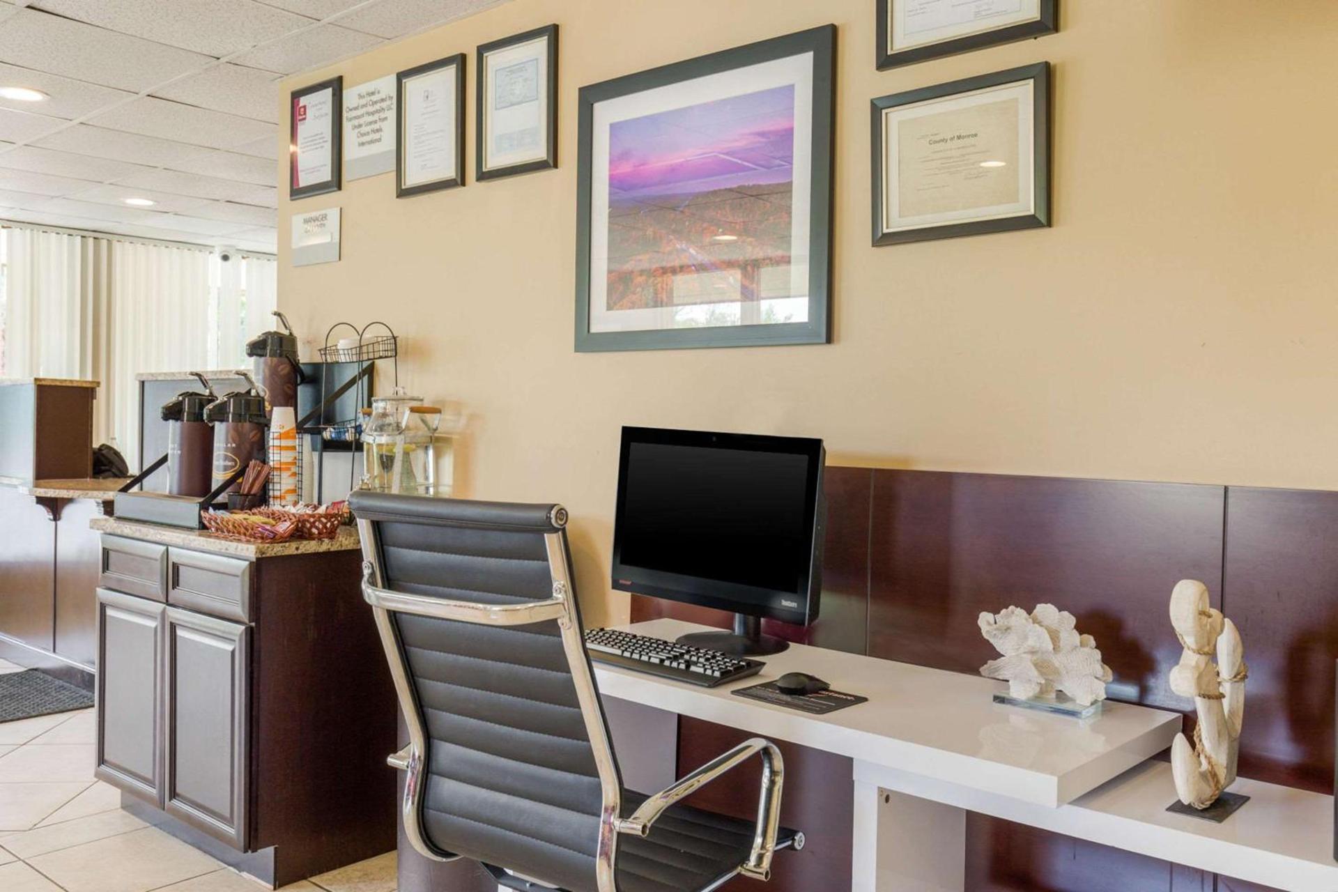 Fairmount Inn & Suites - Stroudsburg, Poconos photo 18