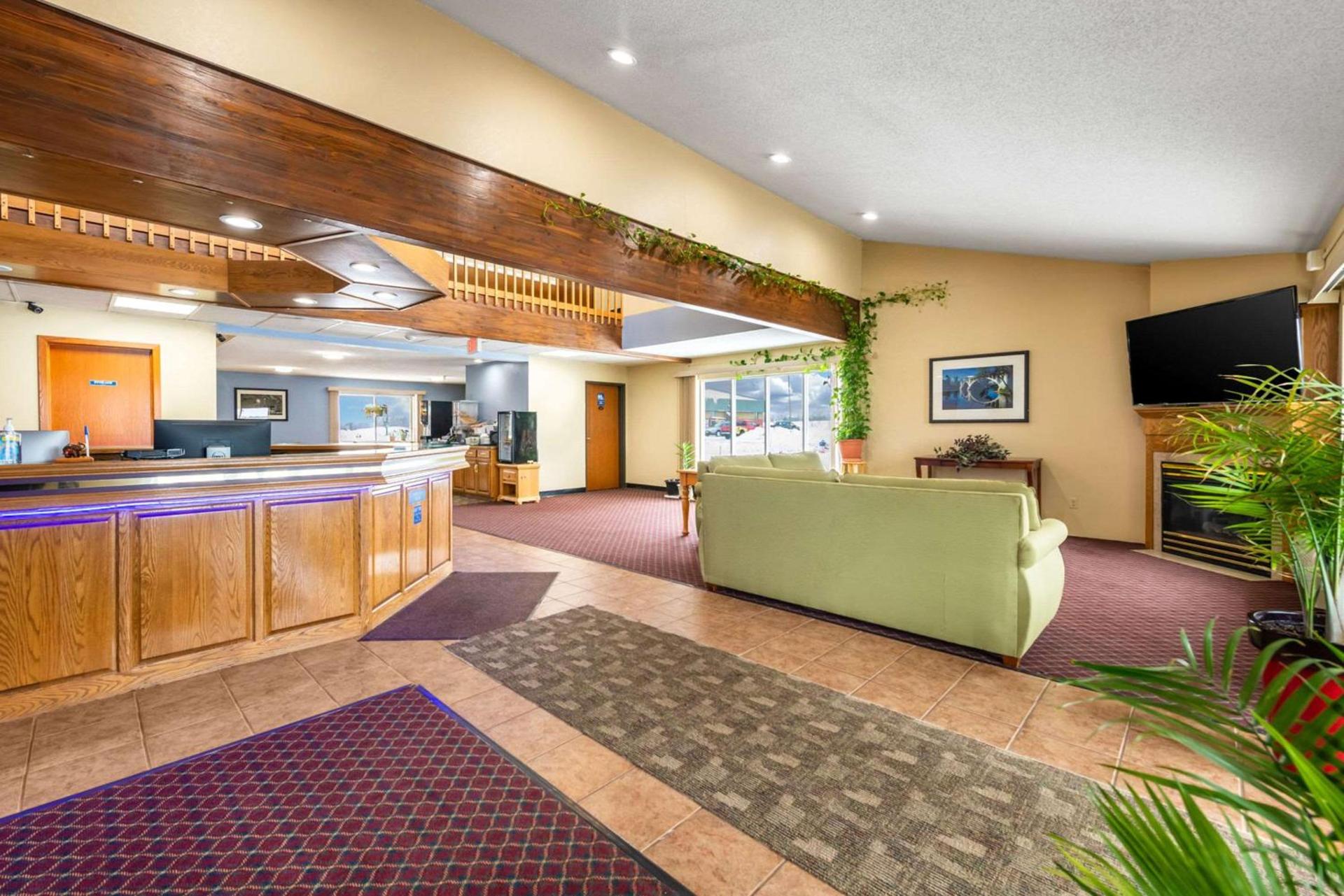 Royal Inn & Suites Milaca photo 6