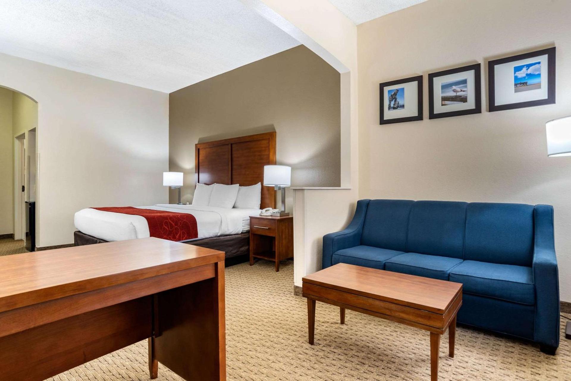 Comfort Suites Jacksonville Airport photo 16