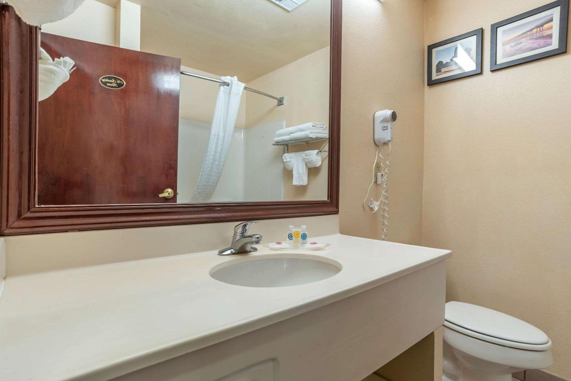 Comfort Suites Jacksonville Airport photo 7
