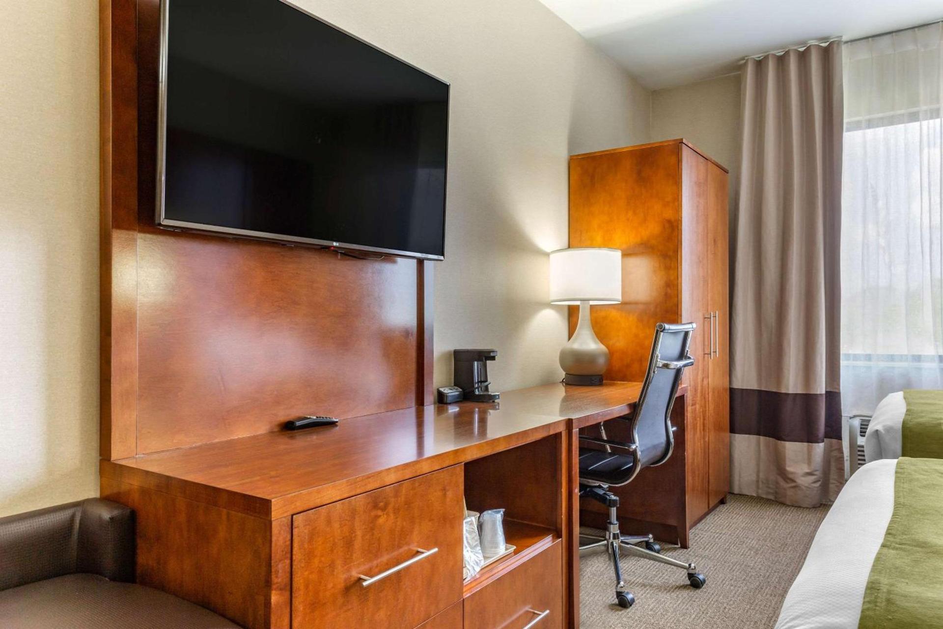 Comfort Suites Dover University Area photo 11