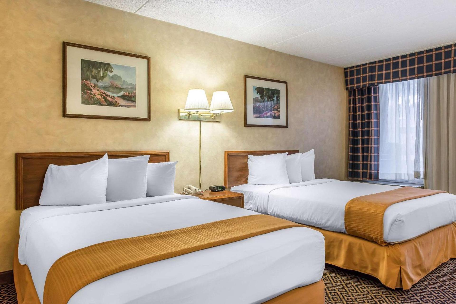 Quality Inn and Conference Center photo 9