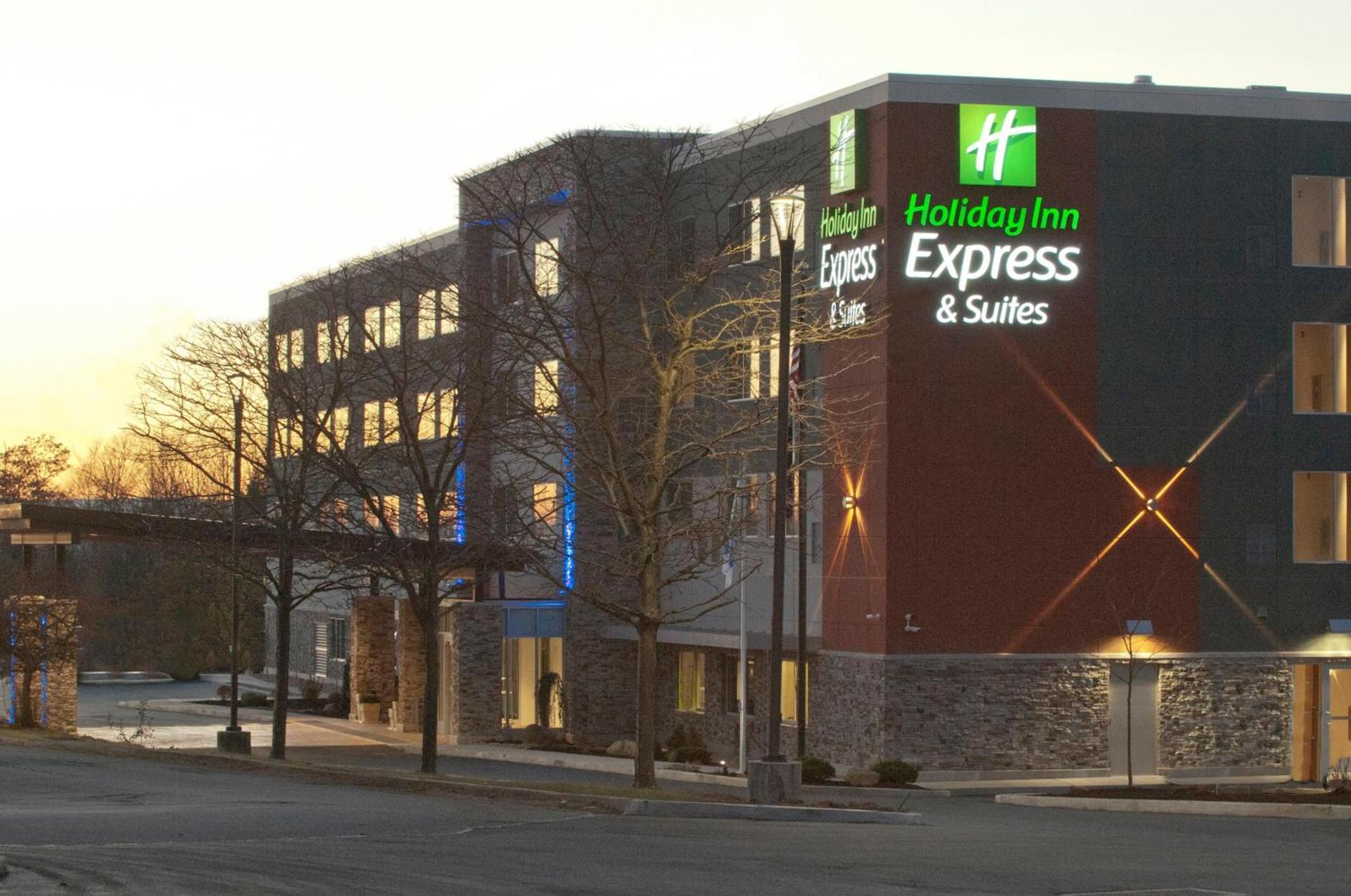 Holiday Inn Express & Suites Johnstown by IHG photo 27