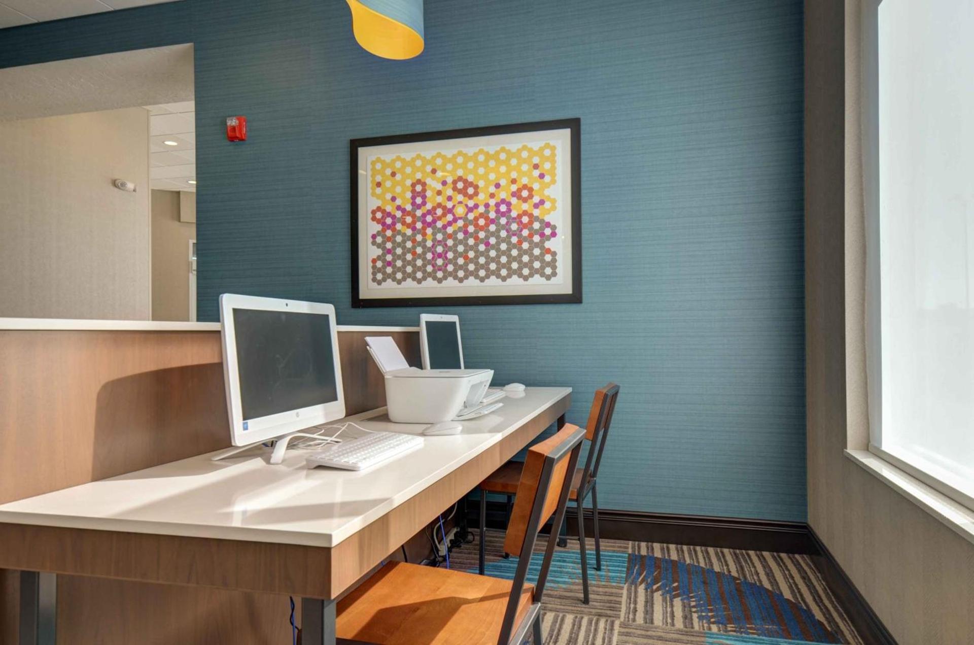Holiday Inn Express & Suites North Platte by IHG photo 5