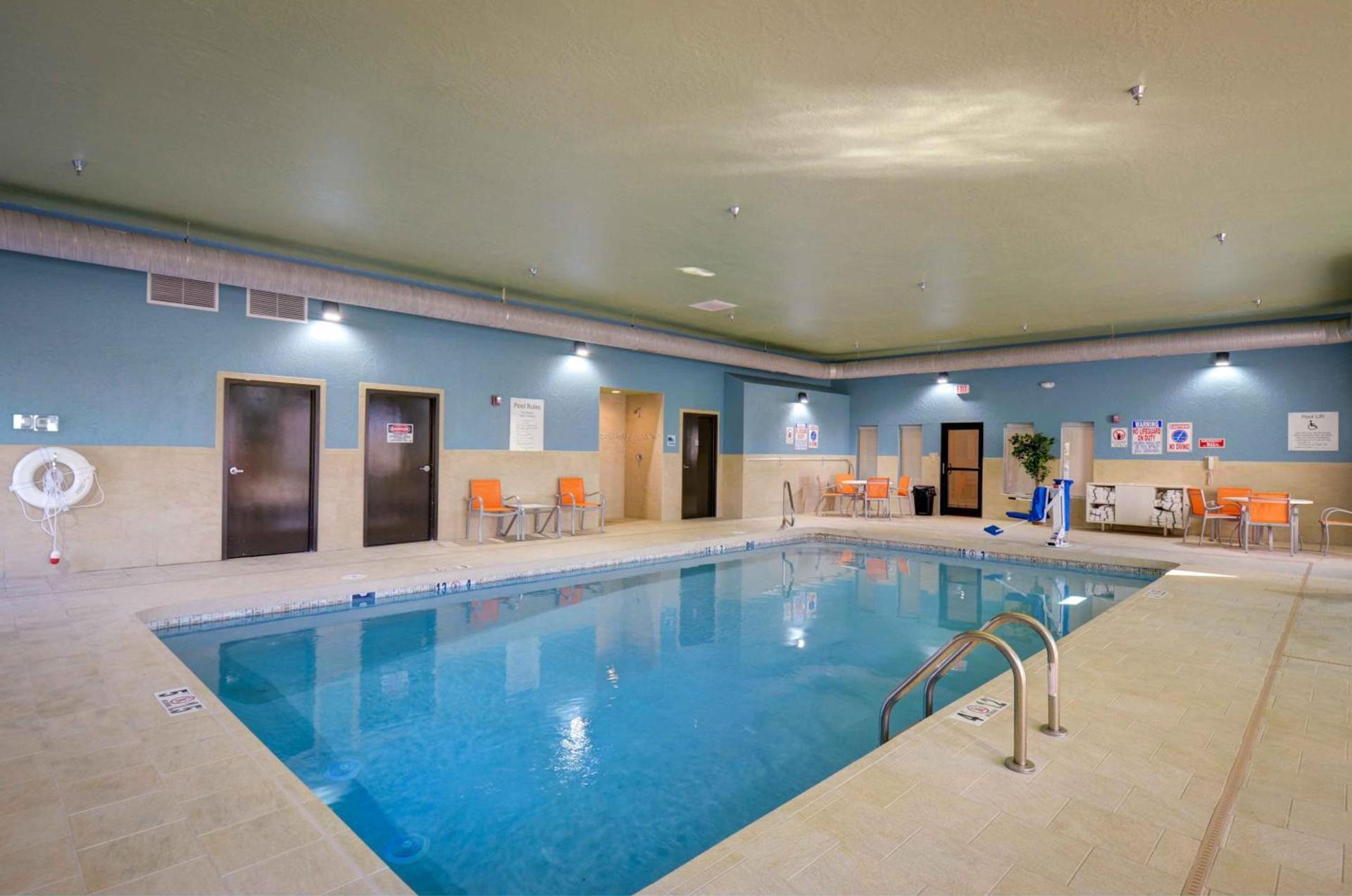 Holiday Inn Express & Suites North Platte by IHG photo 11