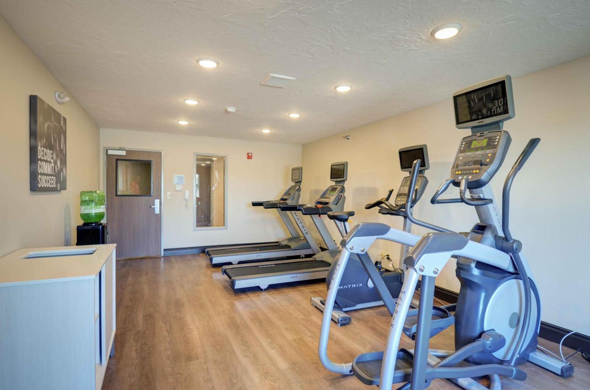 Holiday Inn Express & Suites North Platte by IHG photo 8