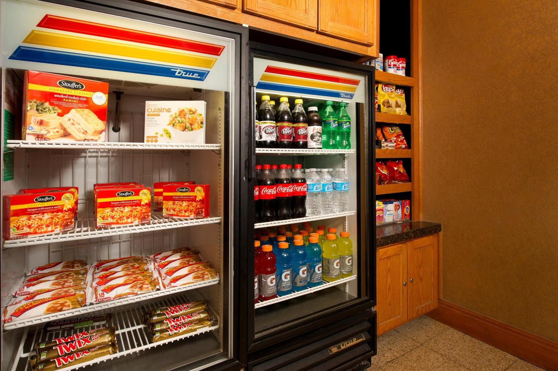 Holiday Inn Express & Suites San Antonio - Downtown Market Area by IHG photo 7