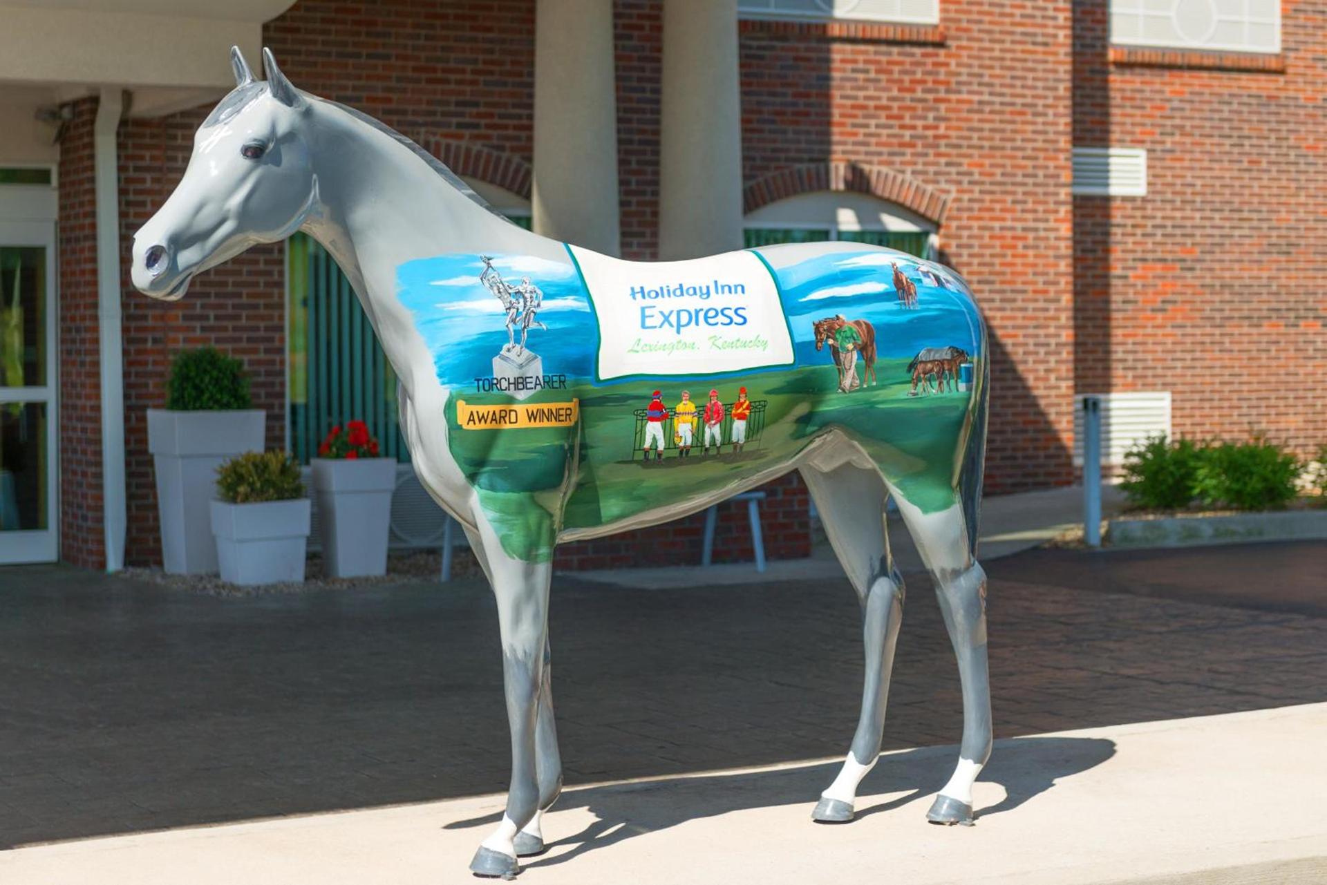 Holiday Inn Express & Suites Lexington Downtown Area-Keeneland by IHG photo 23