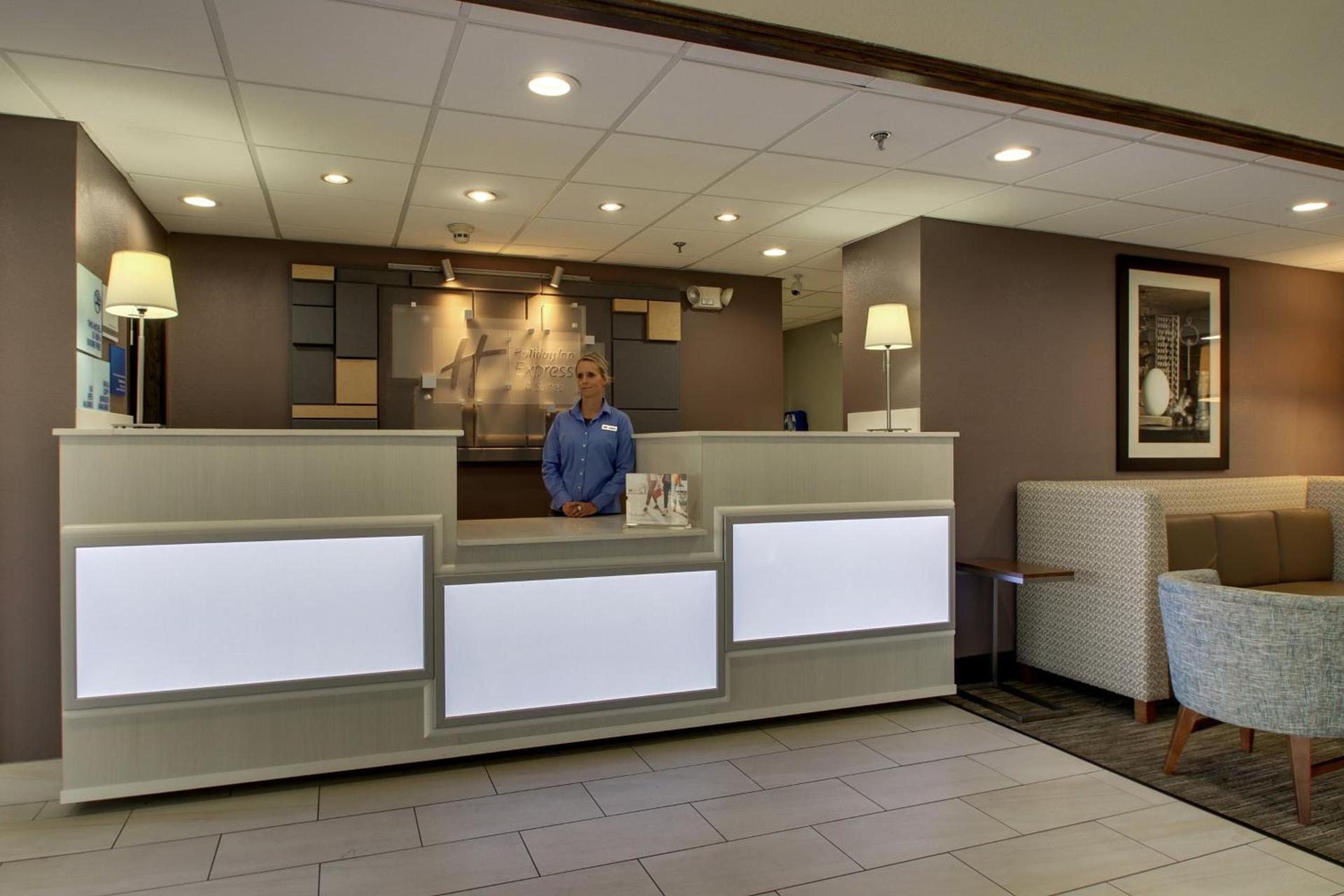 Holiday Inn Express Hotel & Suites Lebanon by IHG photo 3