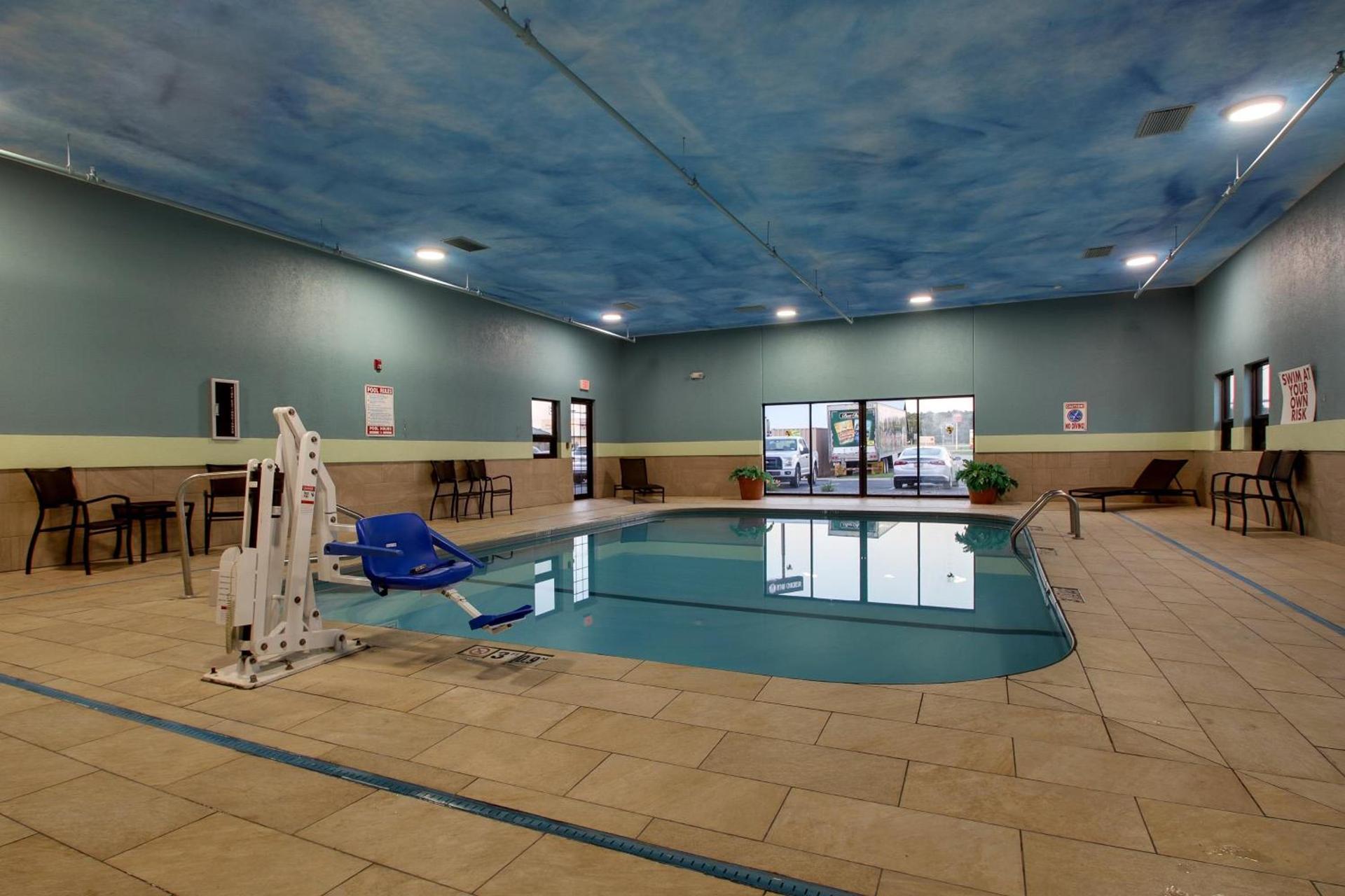 Holiday Inn Express Hotel & Suites Lebanon by IHG photo 31
