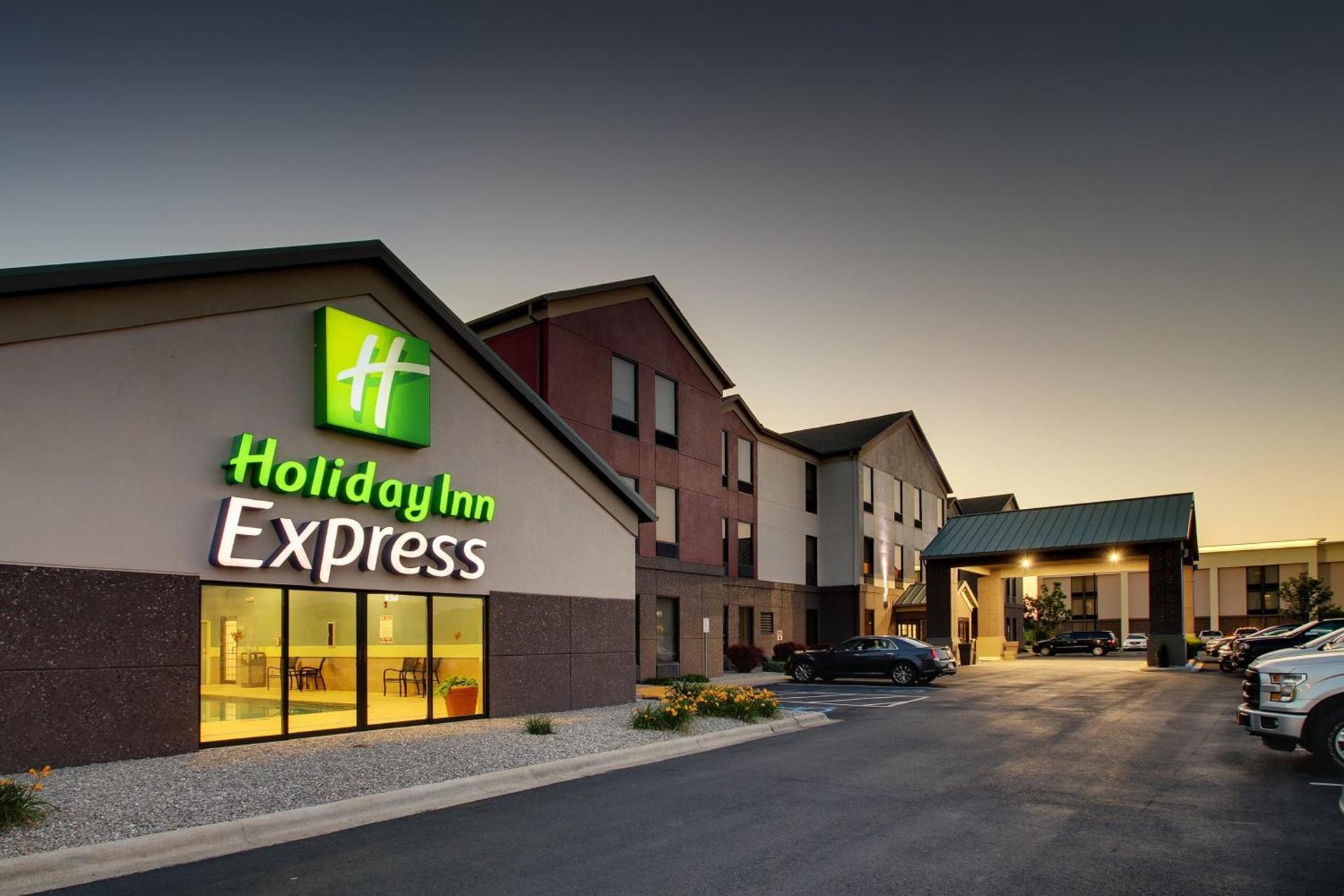 Holiday Inn Express Hotel & Suites Lebanon by IHG — hotel in Lebanon