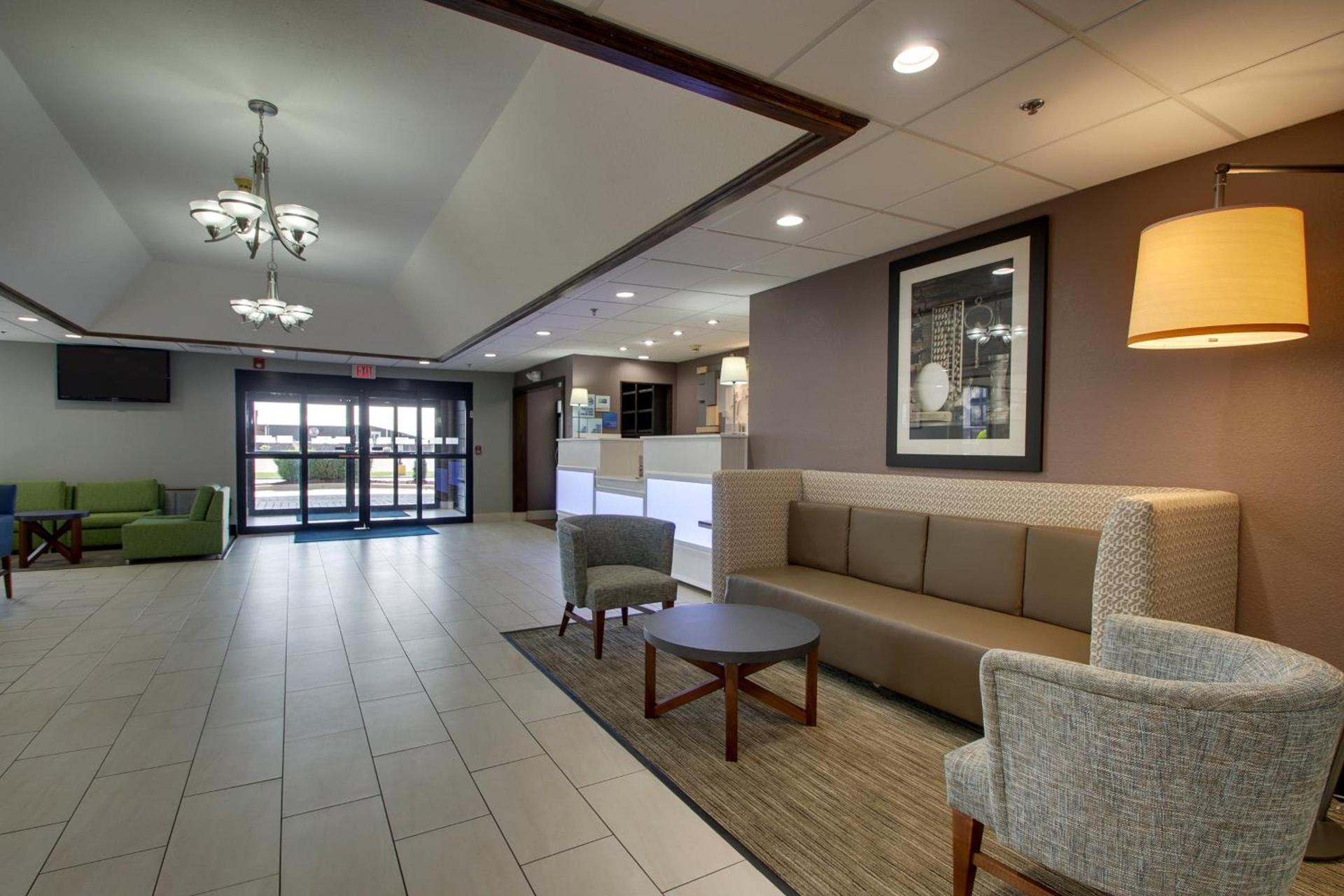Holiday Inn Express Hotel & Suites Lebanon by IHG photo 7