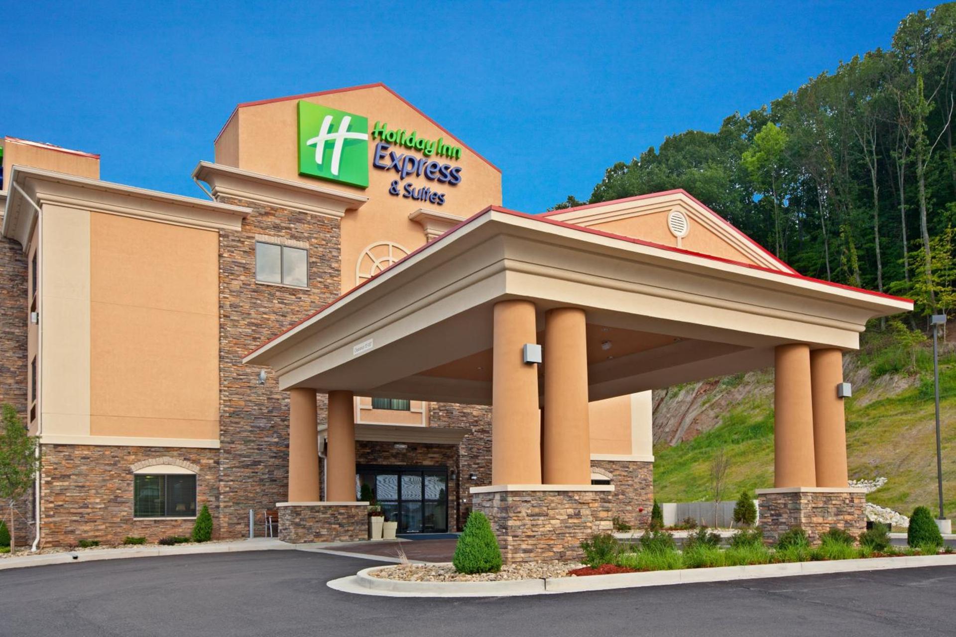 Holiday Inn Express & Suites Ripley by IHG — hotel in Ripley