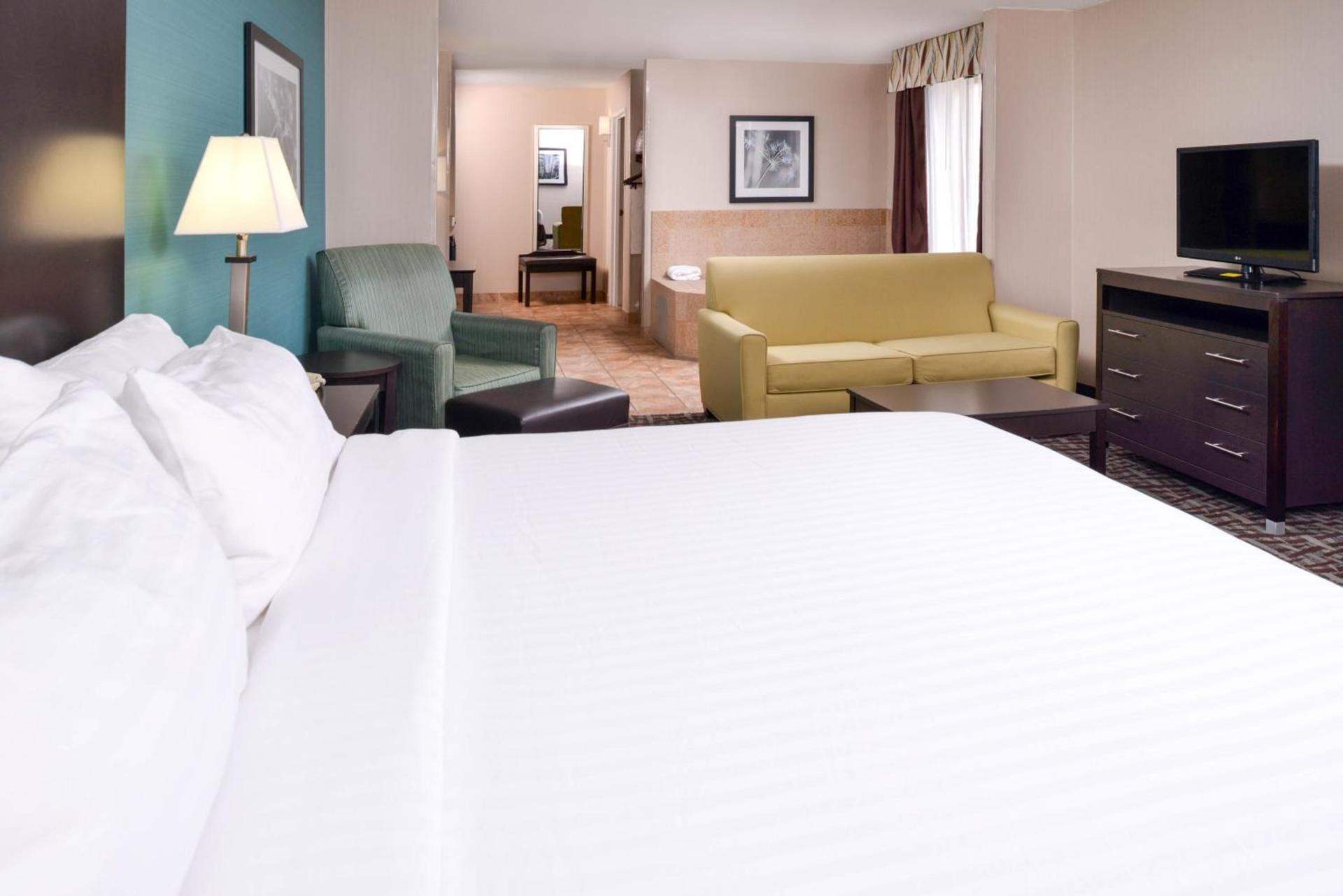 Holiday Inn Express Hotel & Suites Youngstown - North Lima/Boardman by IHG photo 41