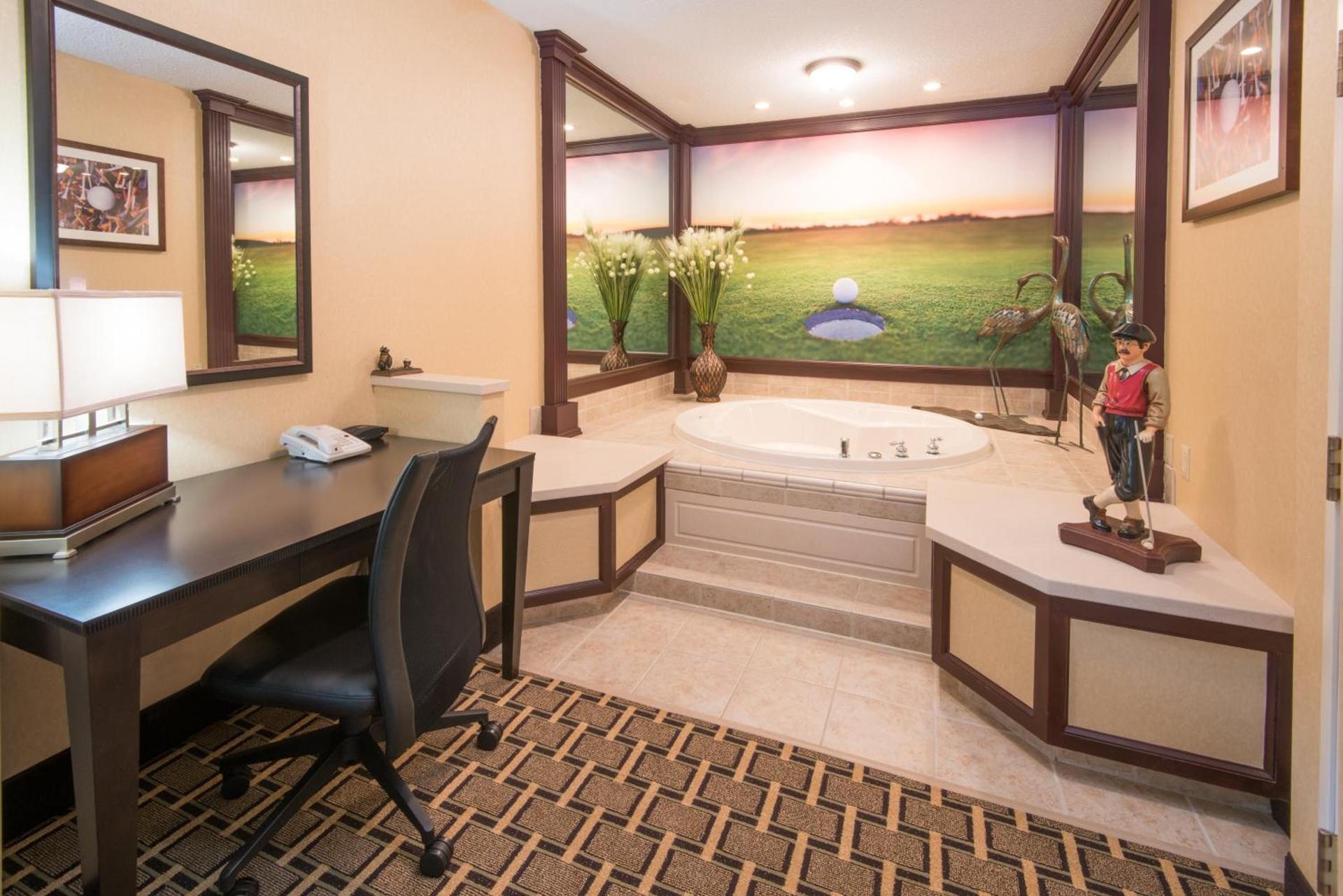 Holiday Inn Express & Suites - Sharon-Hermitage by IHG photo 33