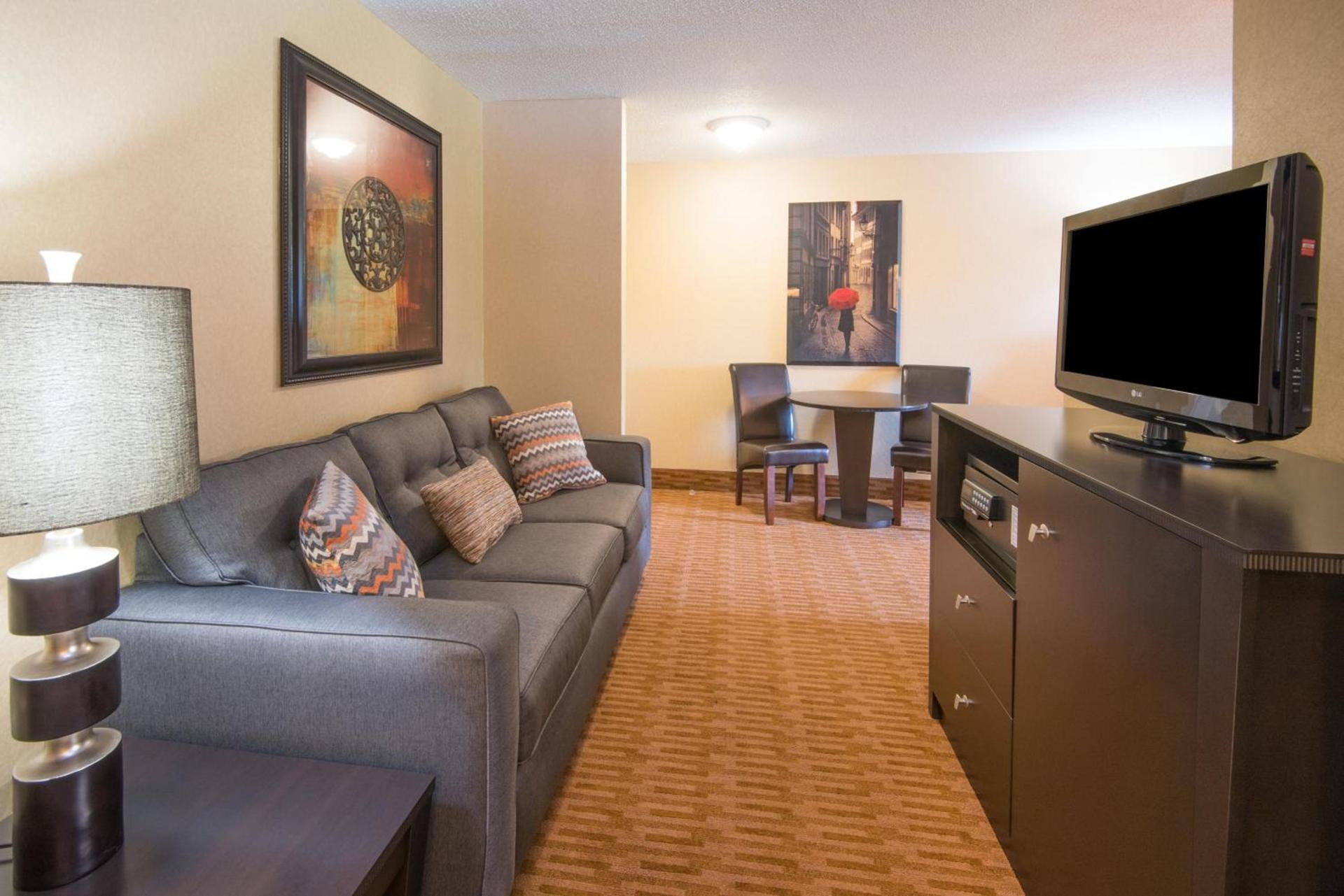 Holiday Inn Express & Suites - Sharon-Hermitage by IHG photo 34