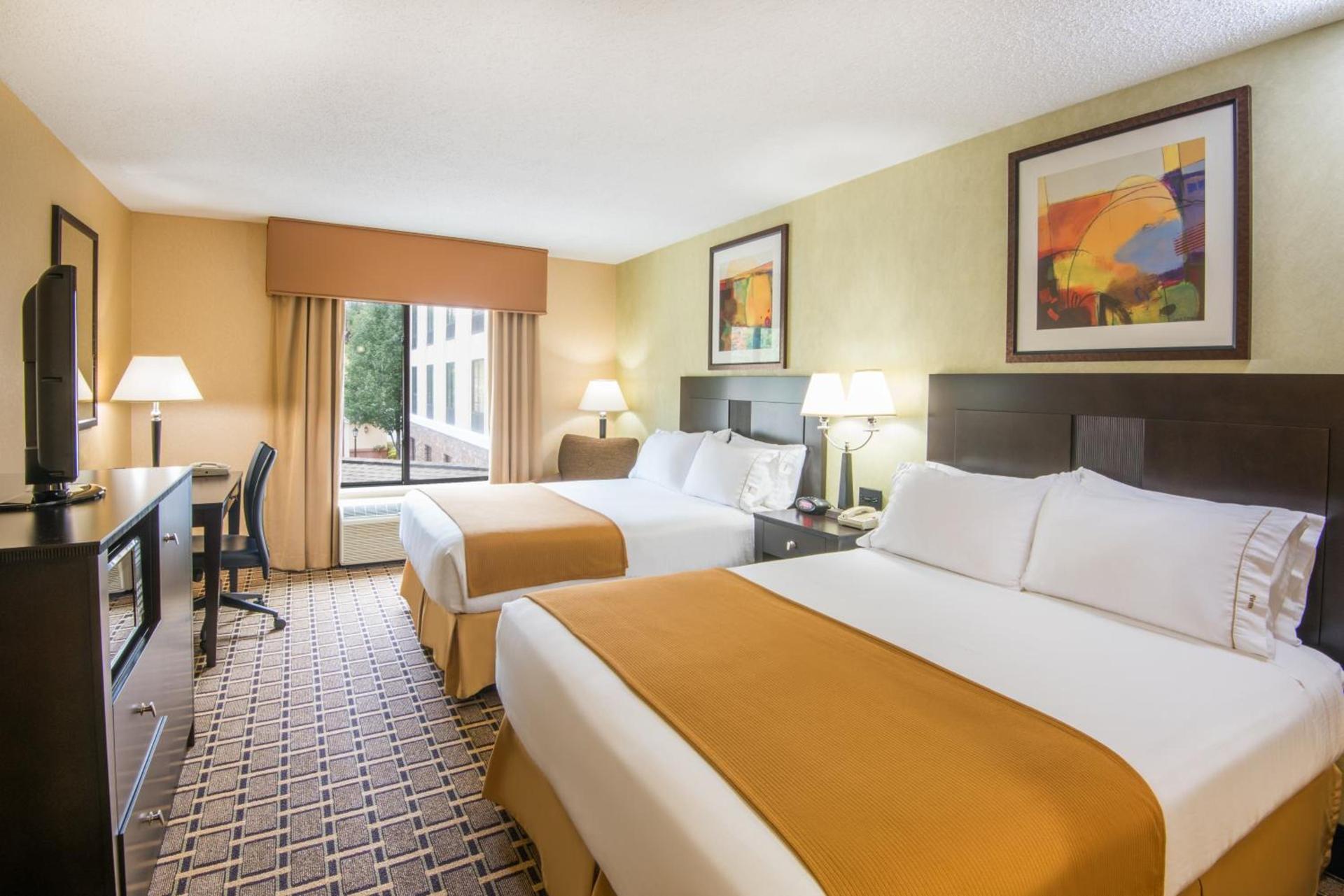 Holiday Inn Express & Suites - Sharon-Hermitage by IHG photo 29