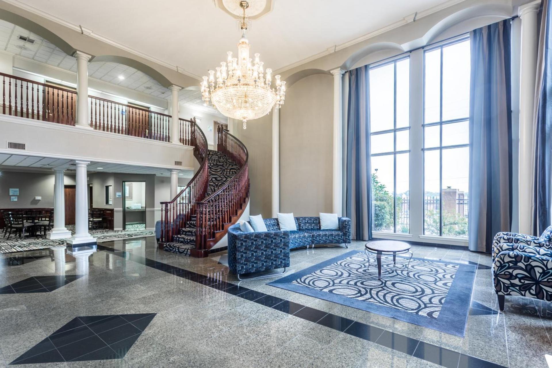 Holiday Inn Express Hotel and Suites Lake Charles by IHG photo 12