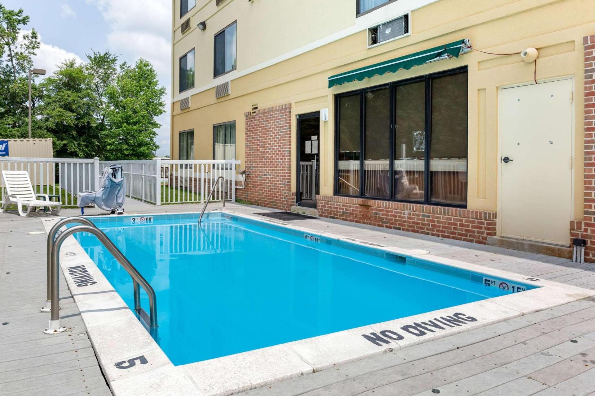 Comfort Suites Dover University Area photo 28