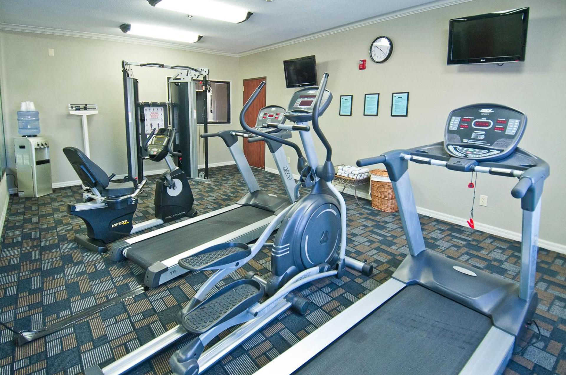 Holiday Inn Express Hotel and Suites Lake Charles by IHG photo 17