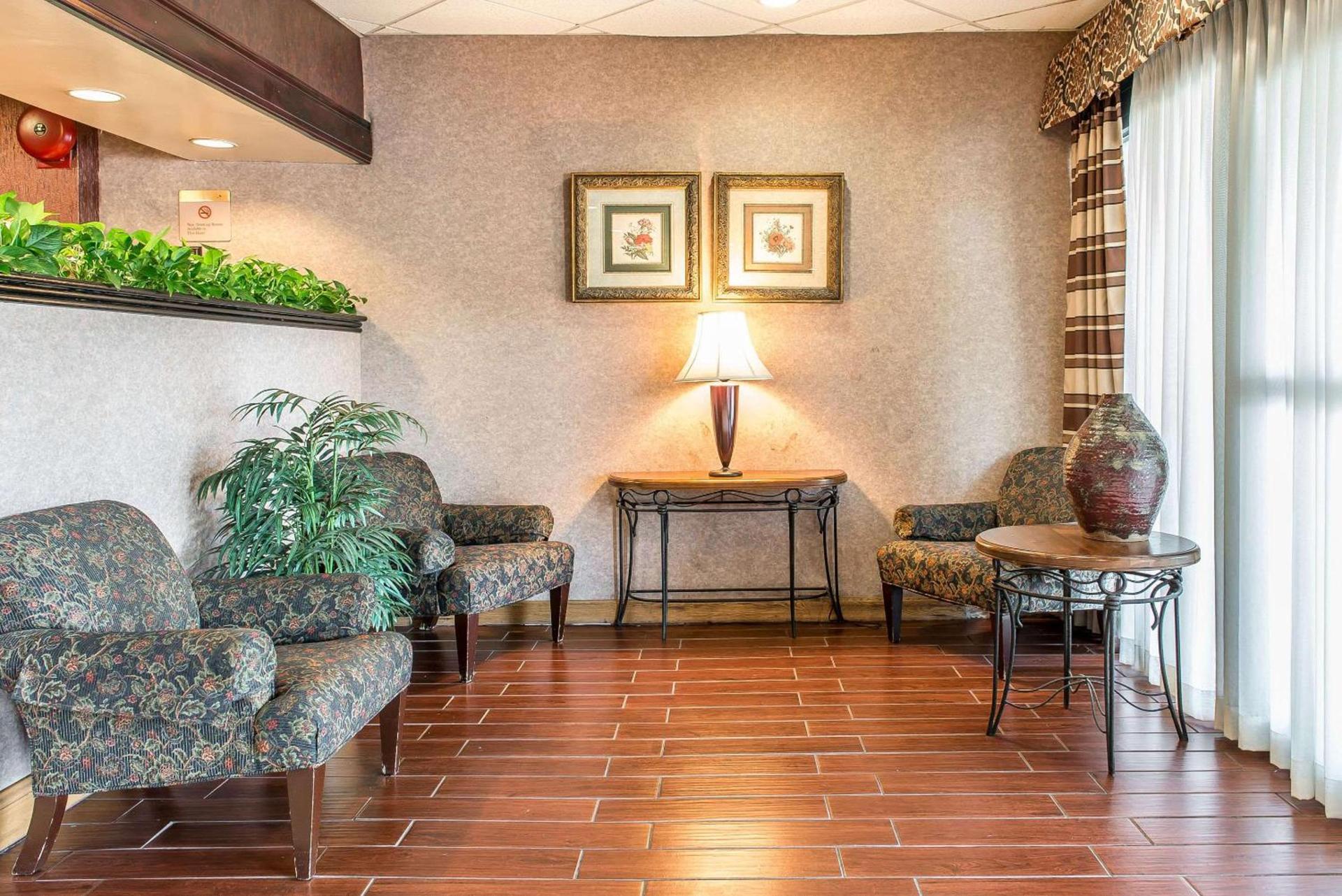 Quality Inn and Conference Center photo 8