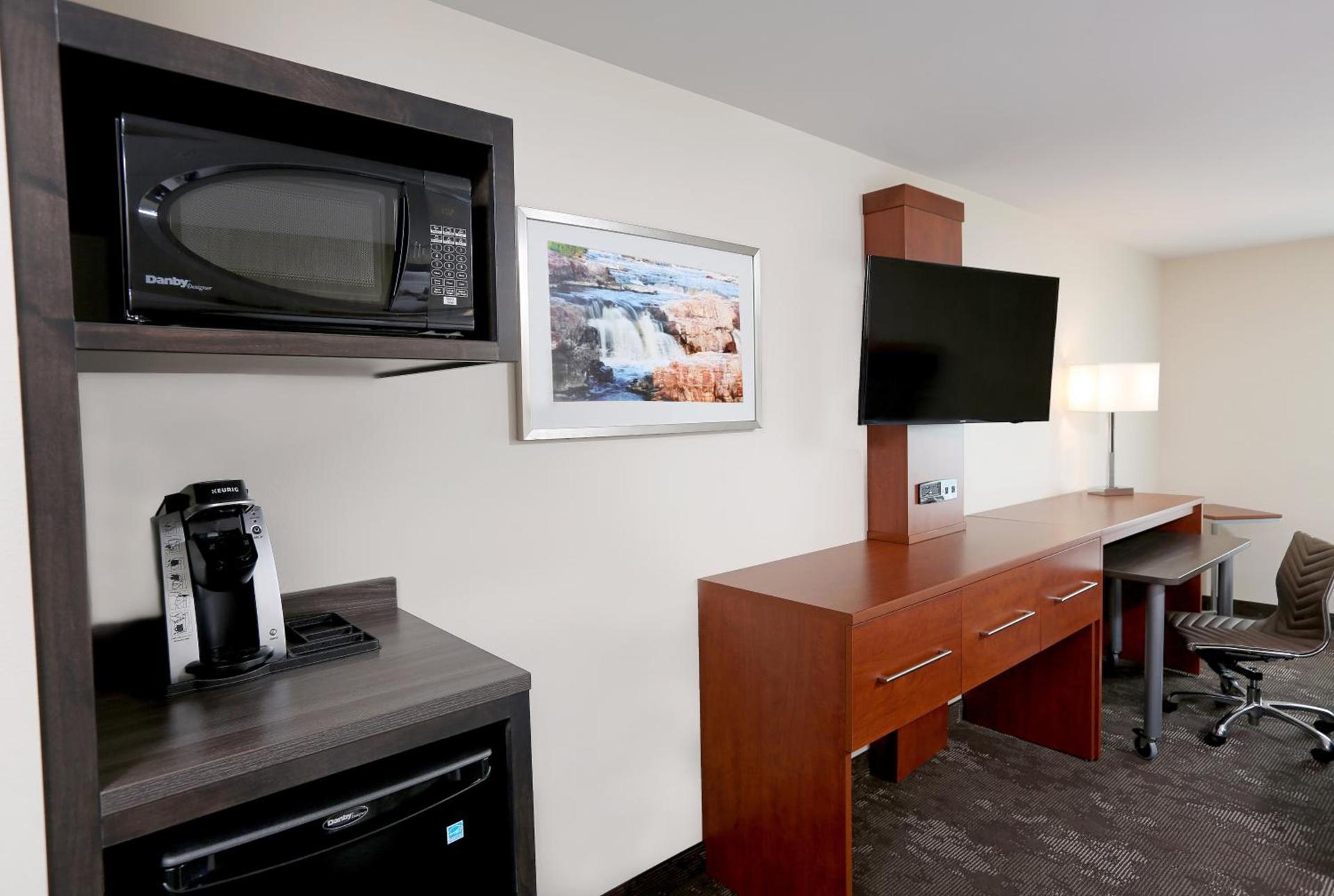Holiday Inn & Suites Sioux Falls - Airport by IHG photo 27